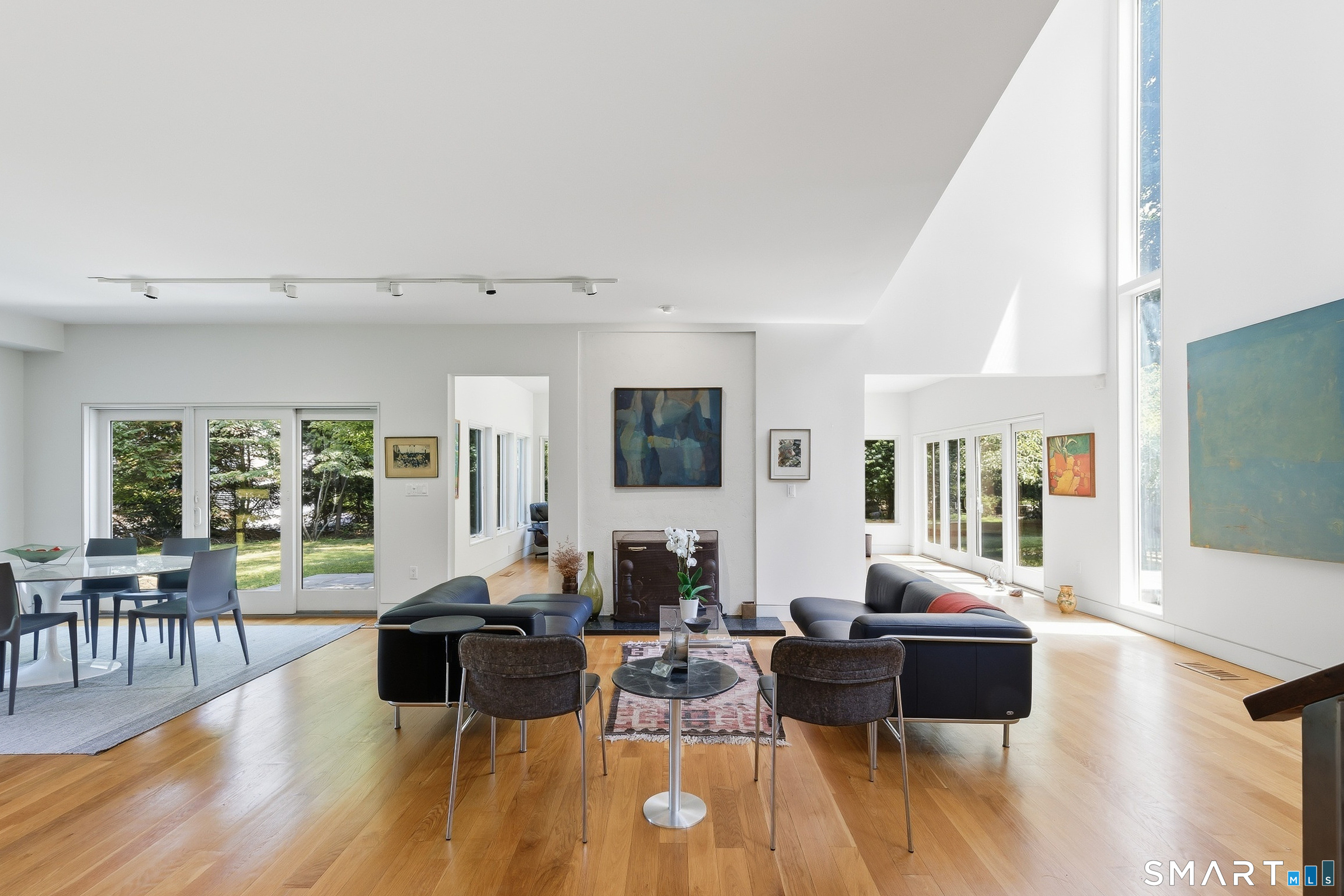 51 Maple Avenue South