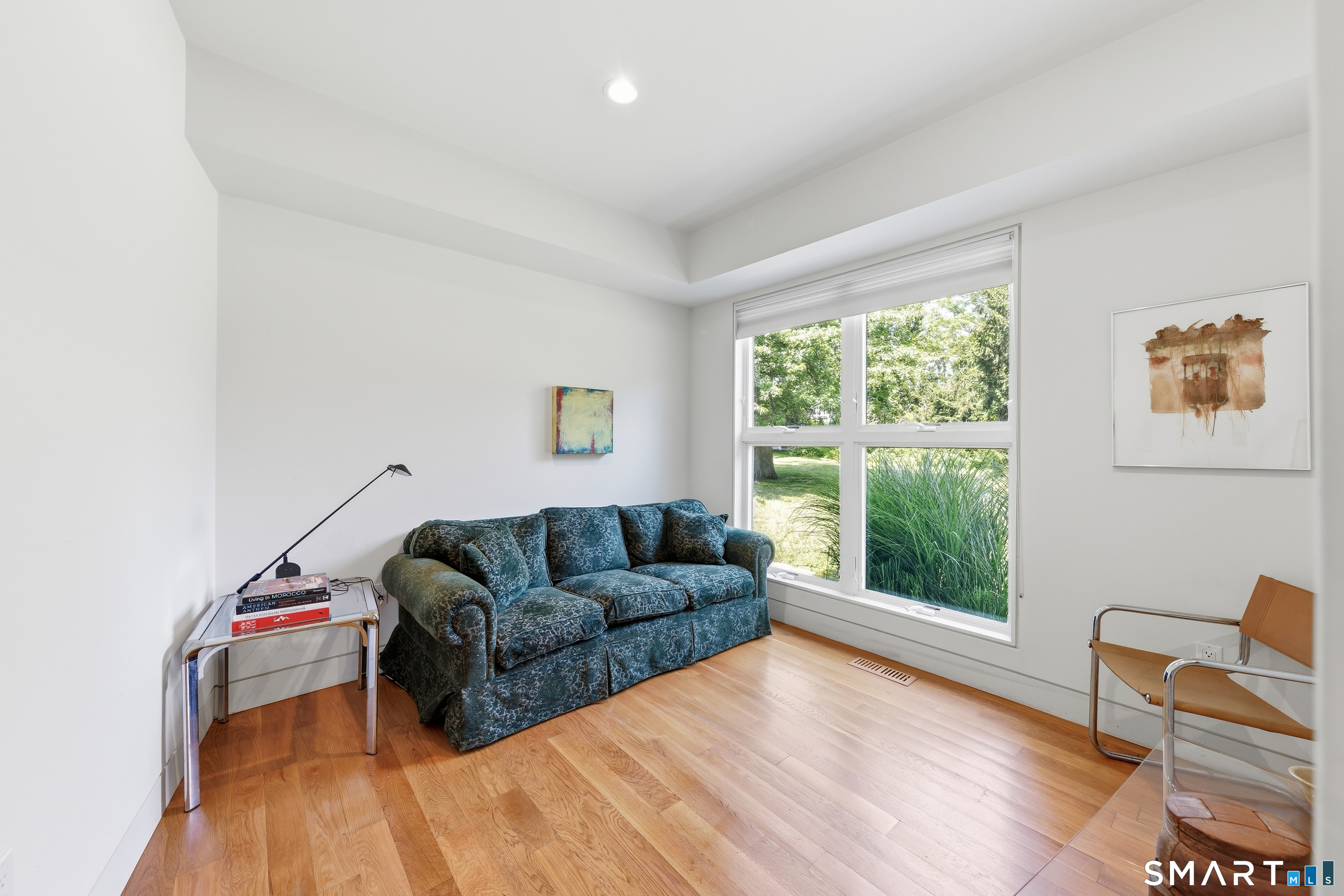 51 Maple Avenue South