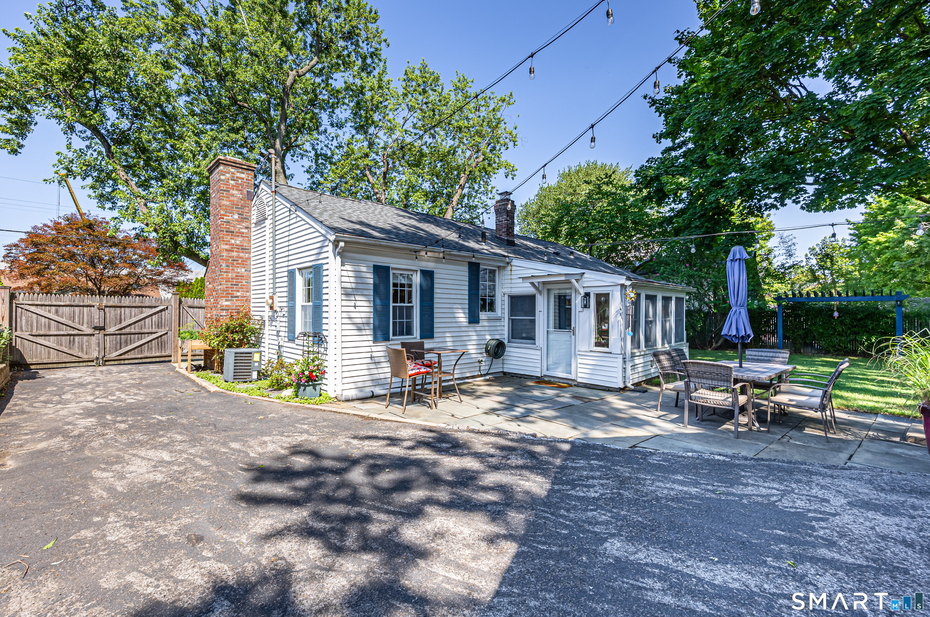 29 Sutton Drive West