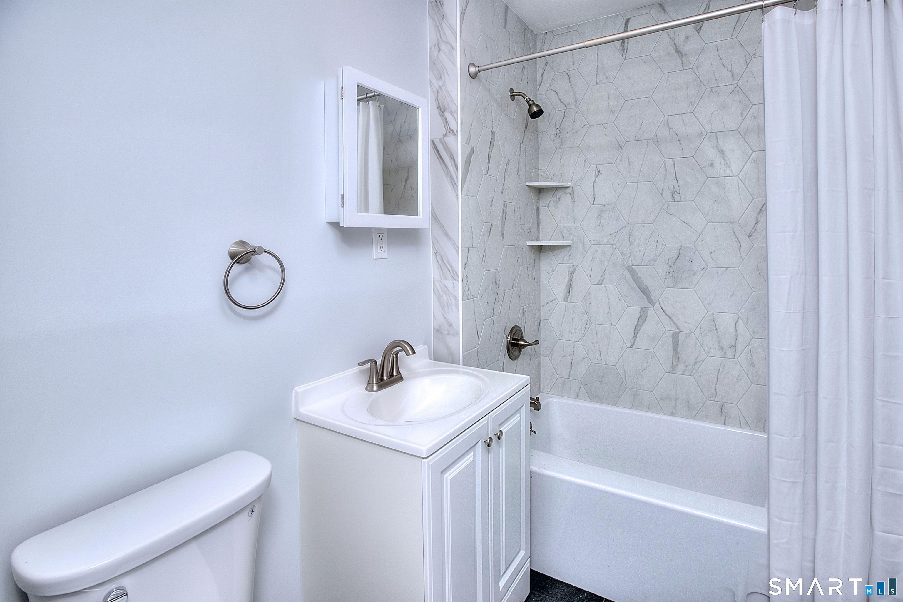 2029 Kings Highway Unit: 2nd Floor