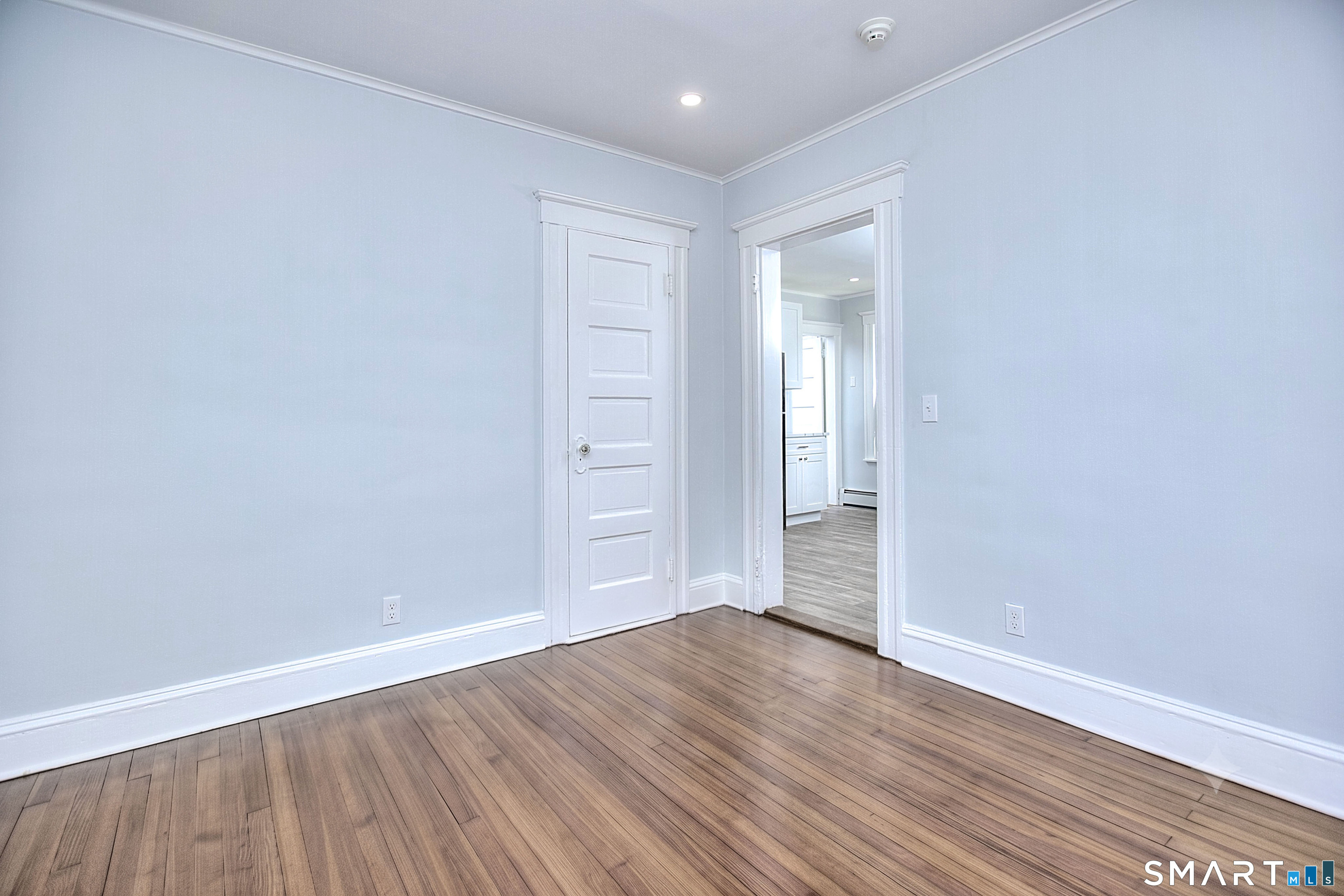 2029 Kings Highway Unit: 2nd Floor