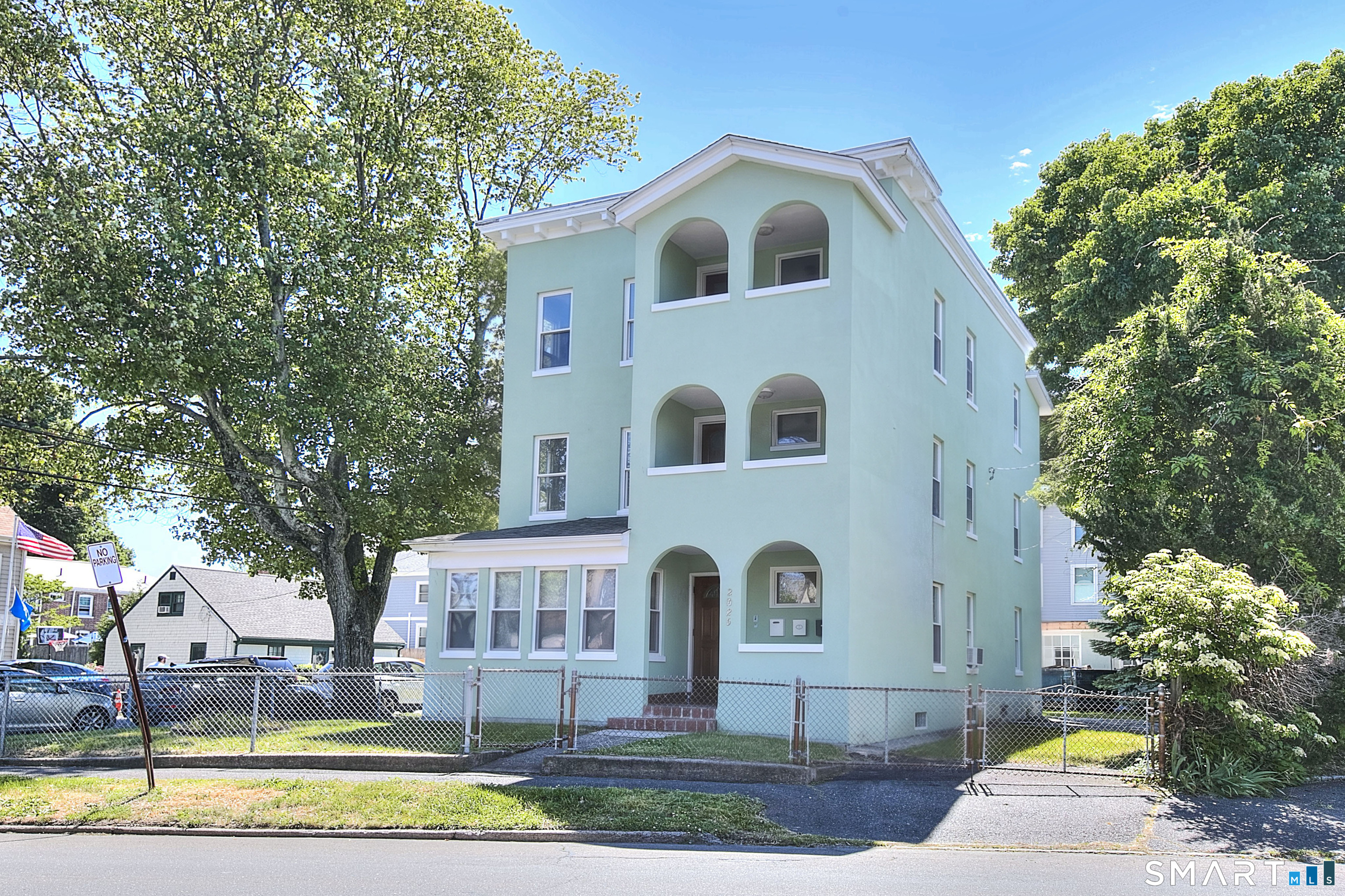 2029 Kings Highway Unit: 2nd Floor
