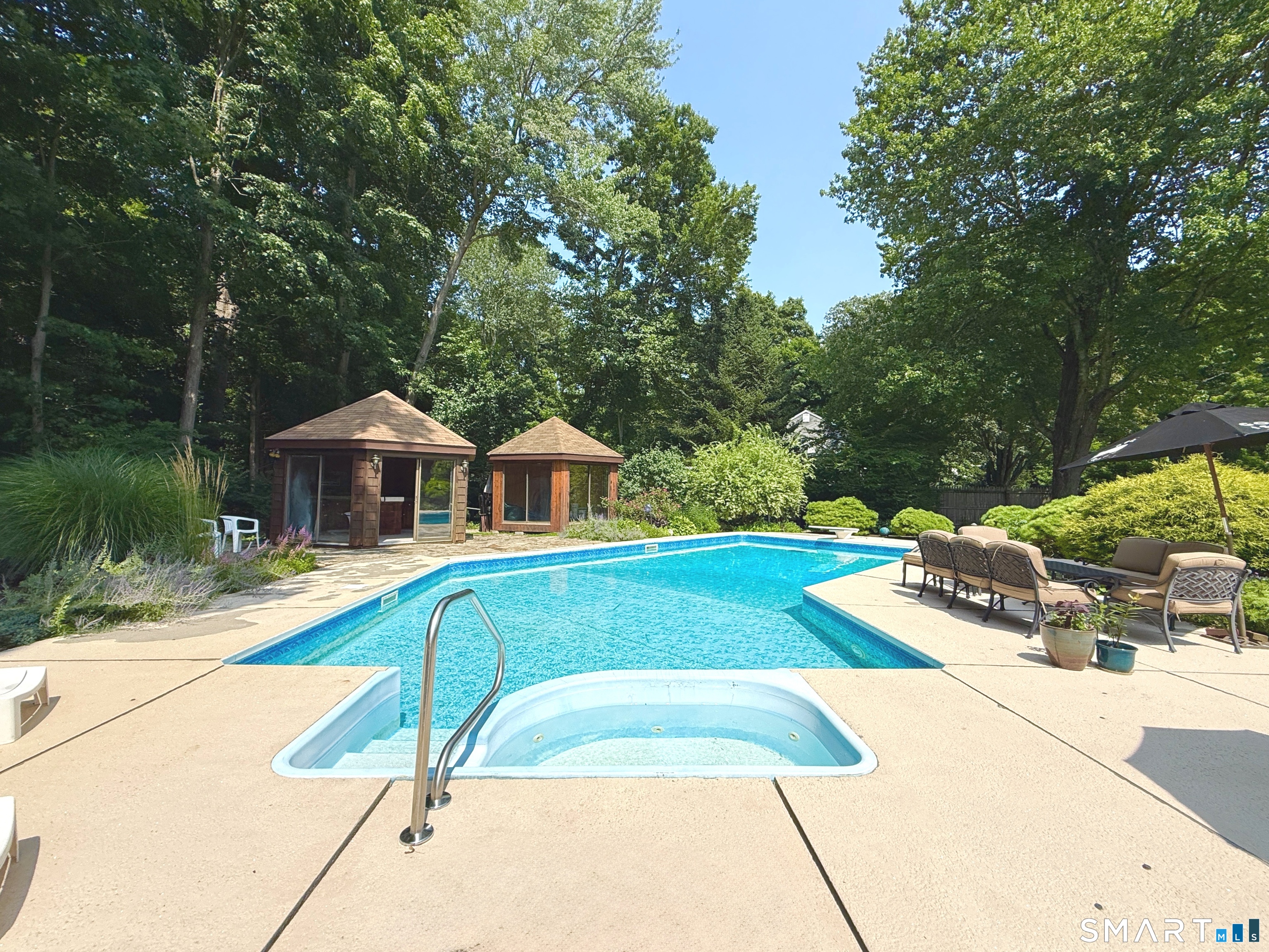 3 Susan Court