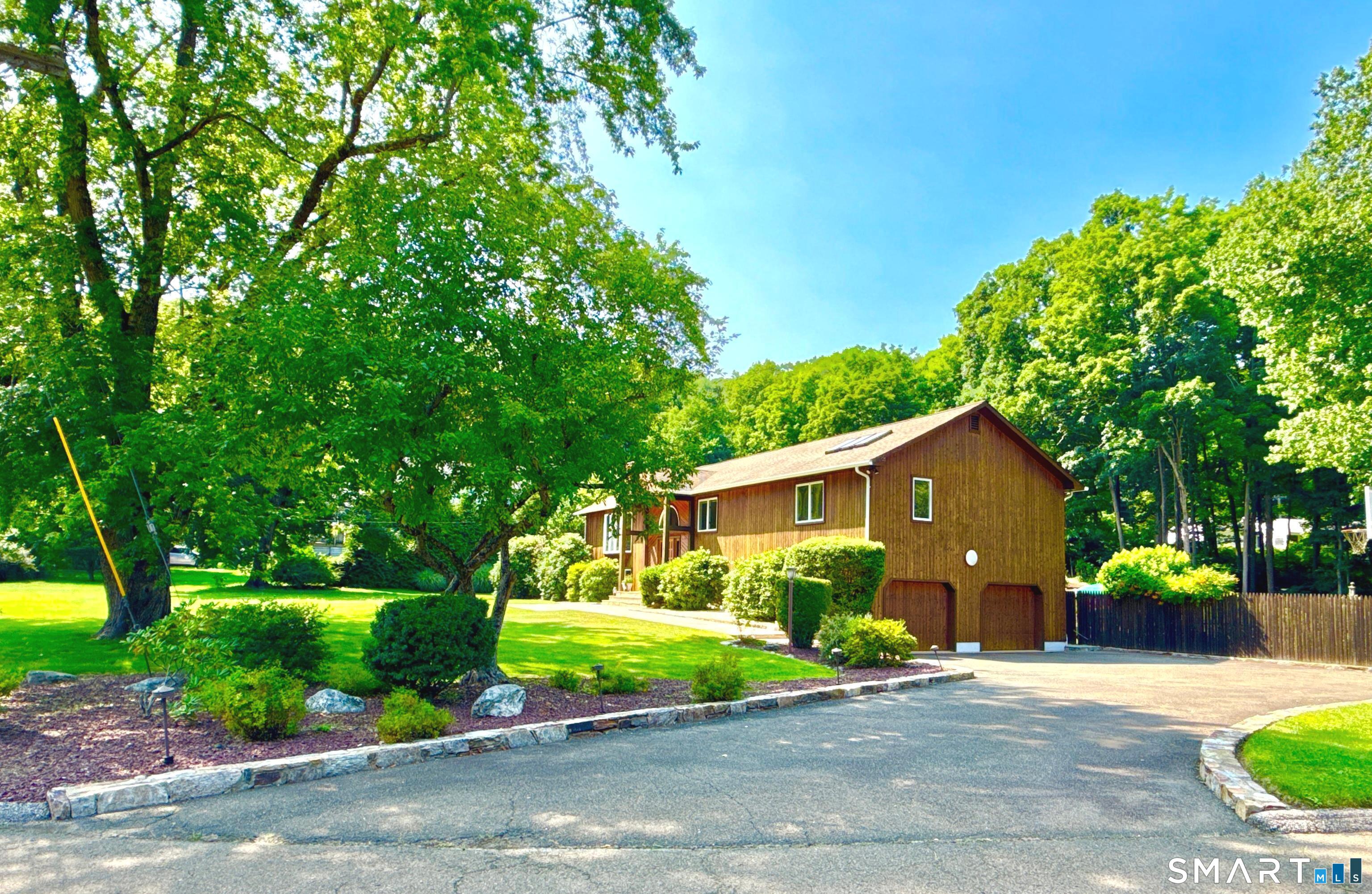 3 Susan Court
