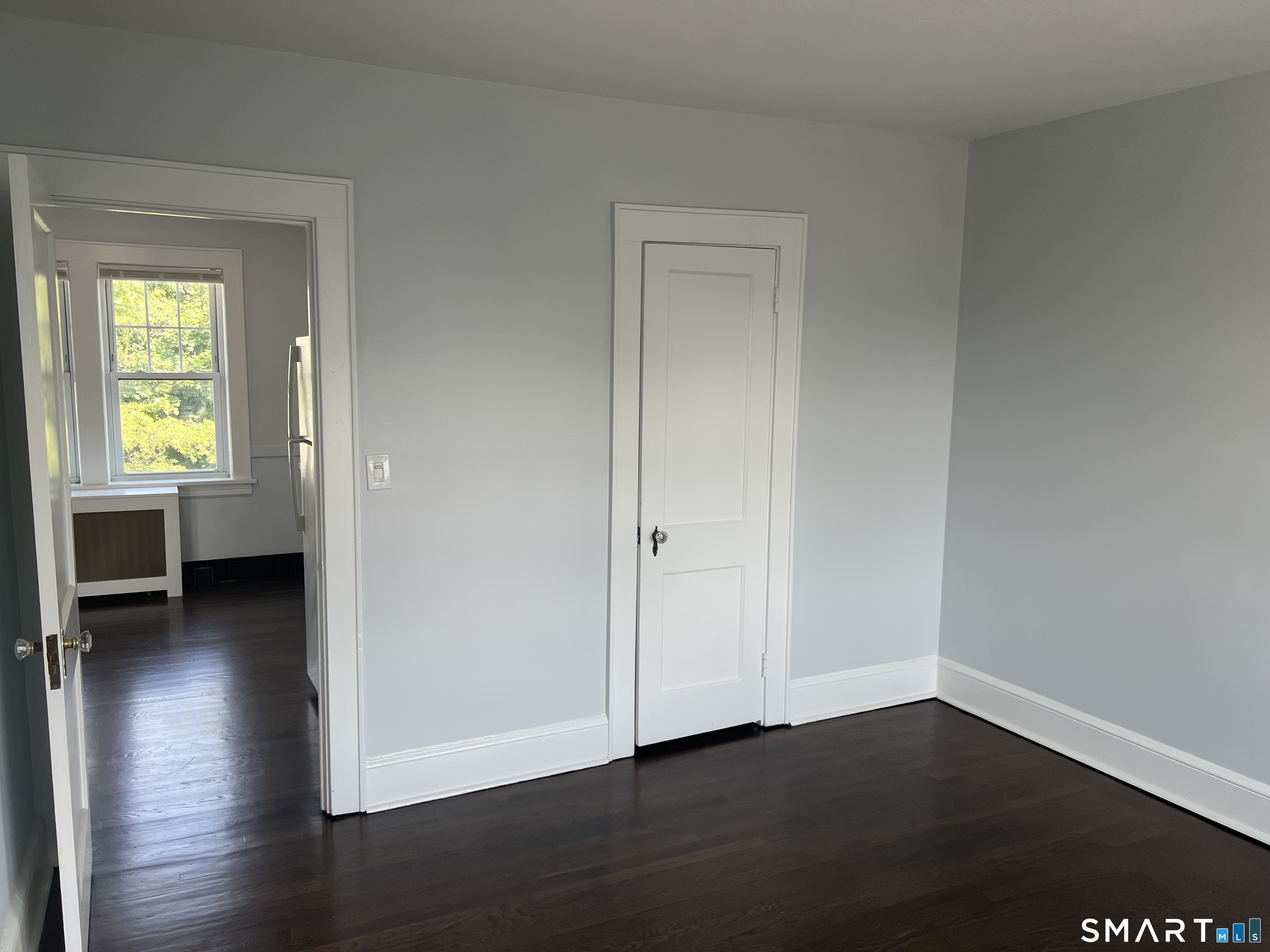 24 Circular Avenue Unit: 3B