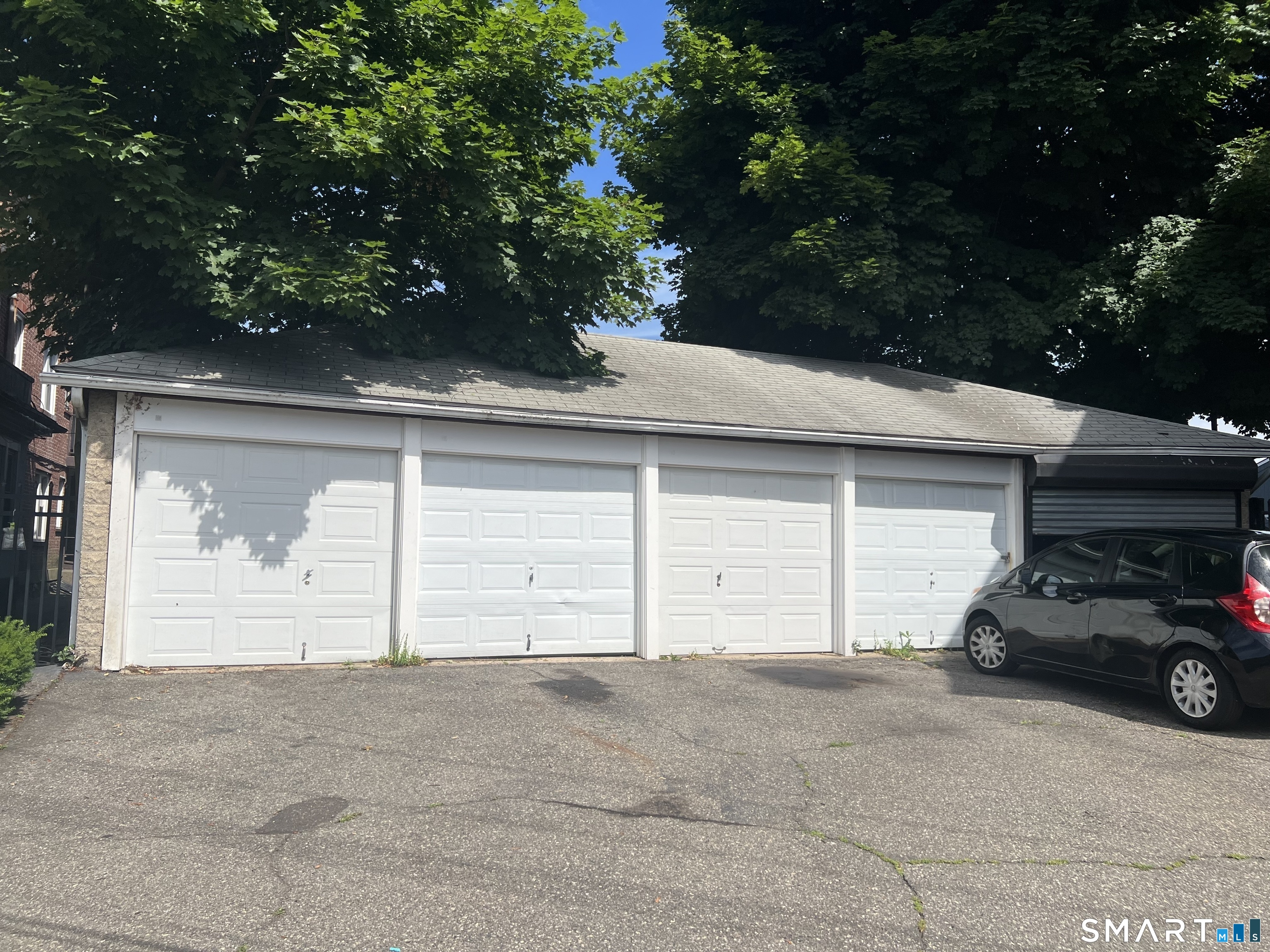 24 Circular Avenue Unit: 3B