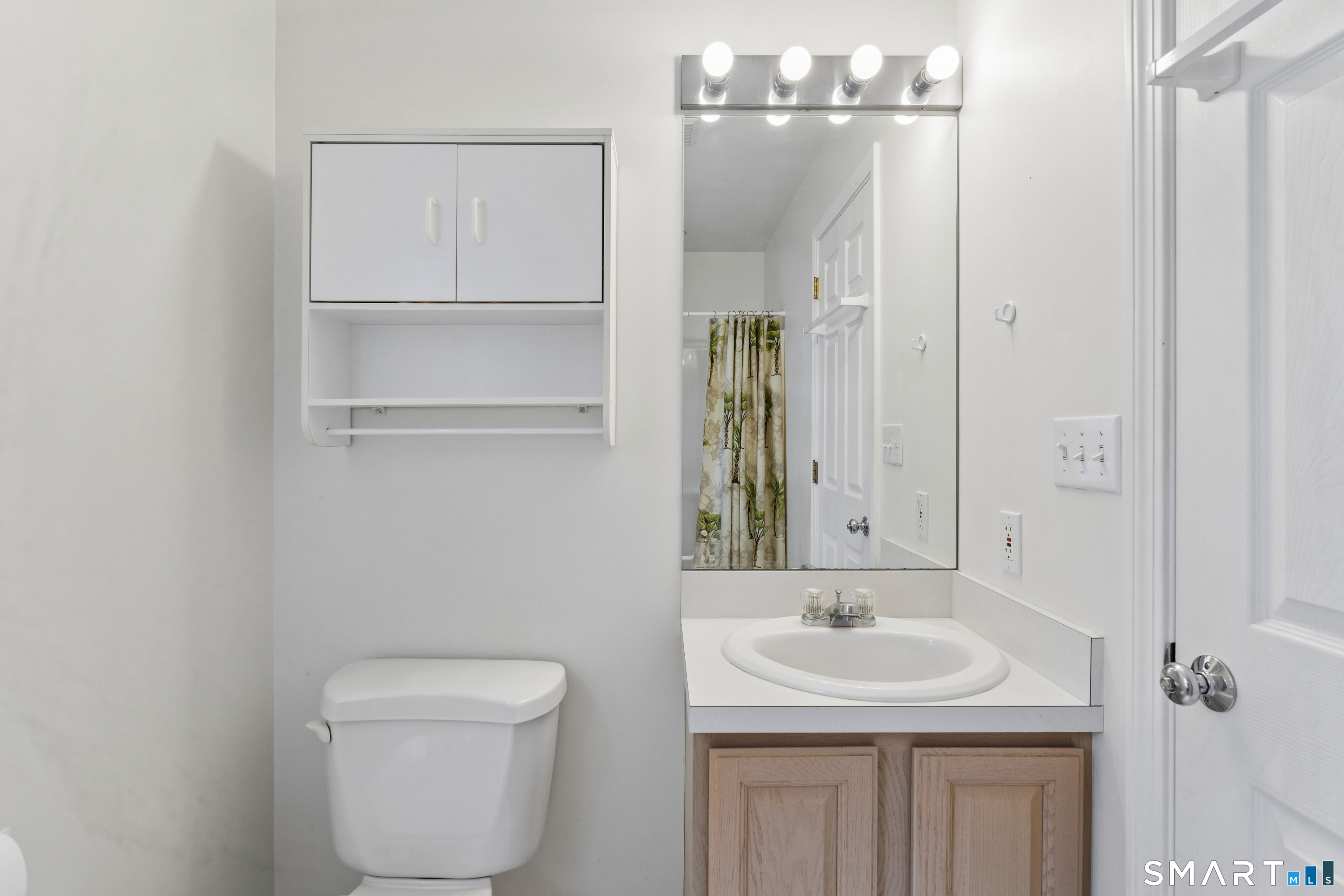 73 Forest Road Unit: A