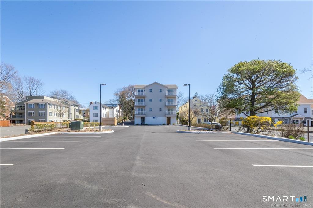 201 Main Street Unit: 301