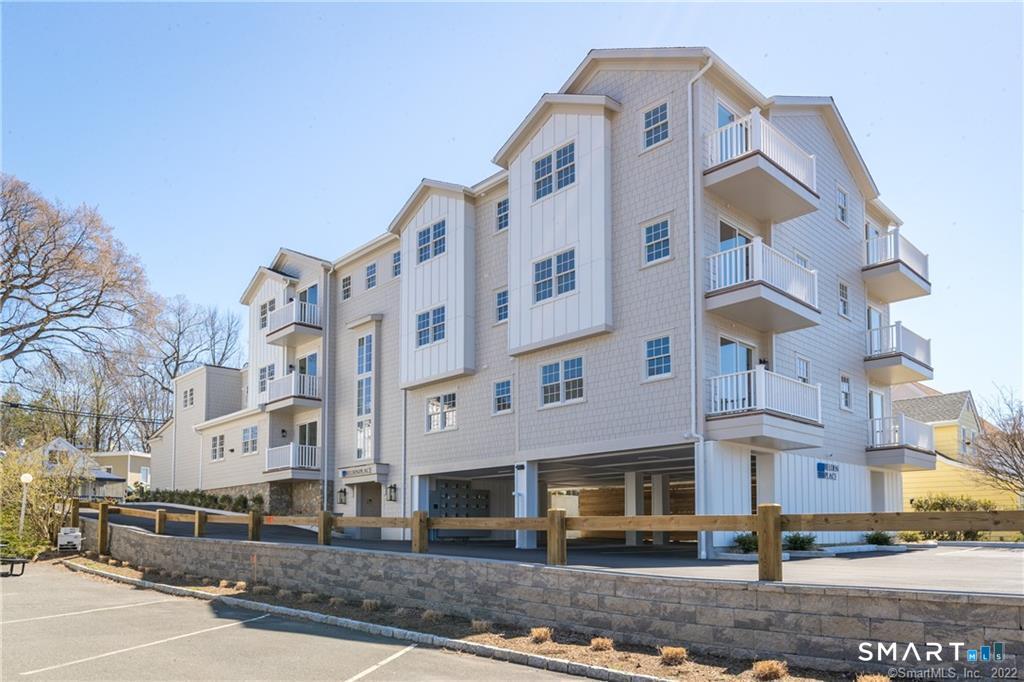 201 Main Street Unit: 301