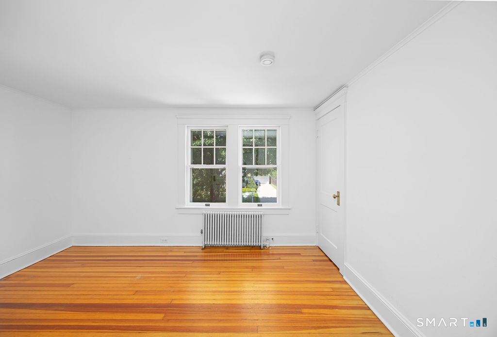 12 Roosevelt Road