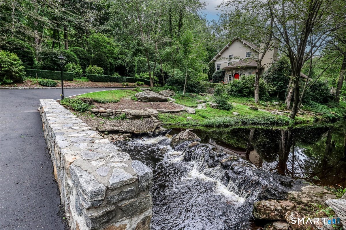 140 Labbance Lane Fairfield CT