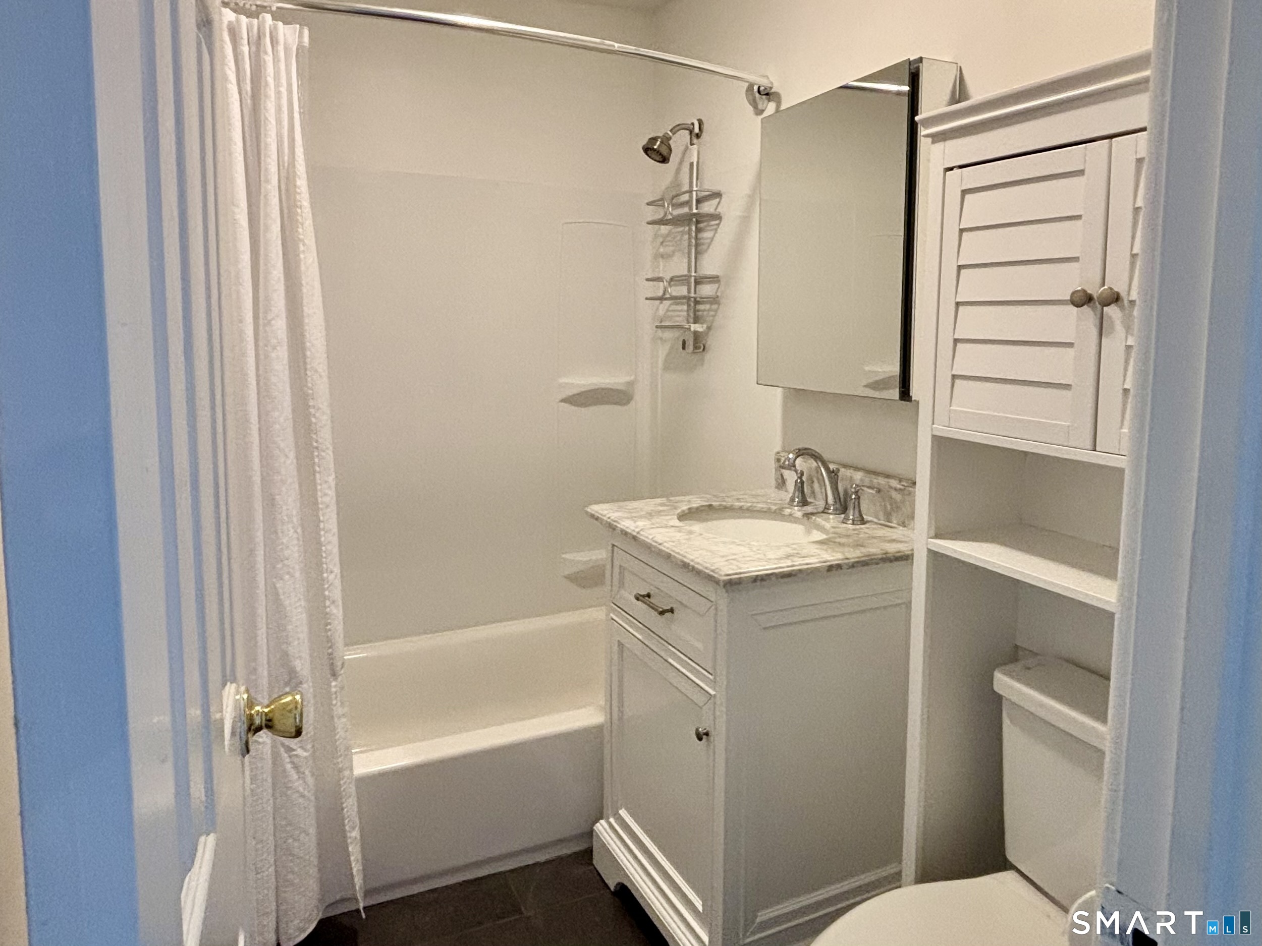 1 Walter Avenue Unit: 26