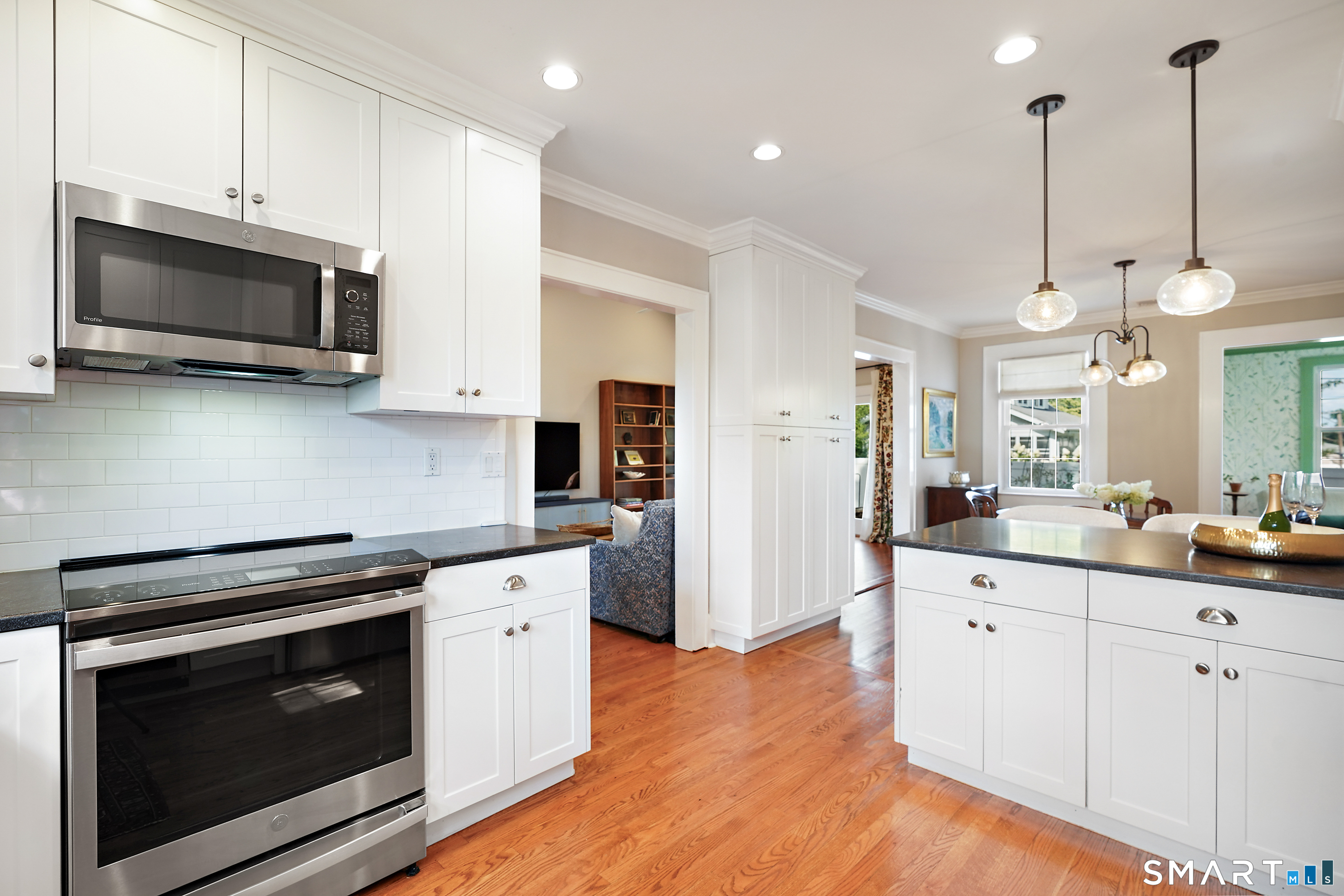 2 Fairfield Avenue
