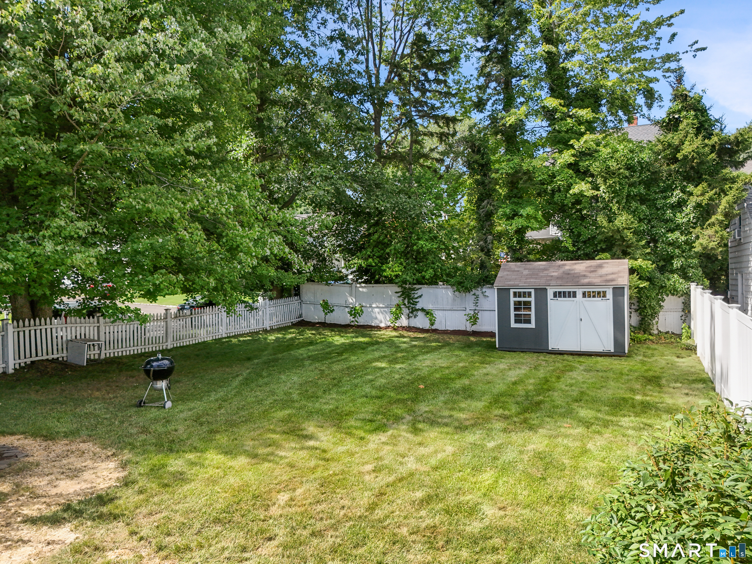 2 Fairfield Avenue