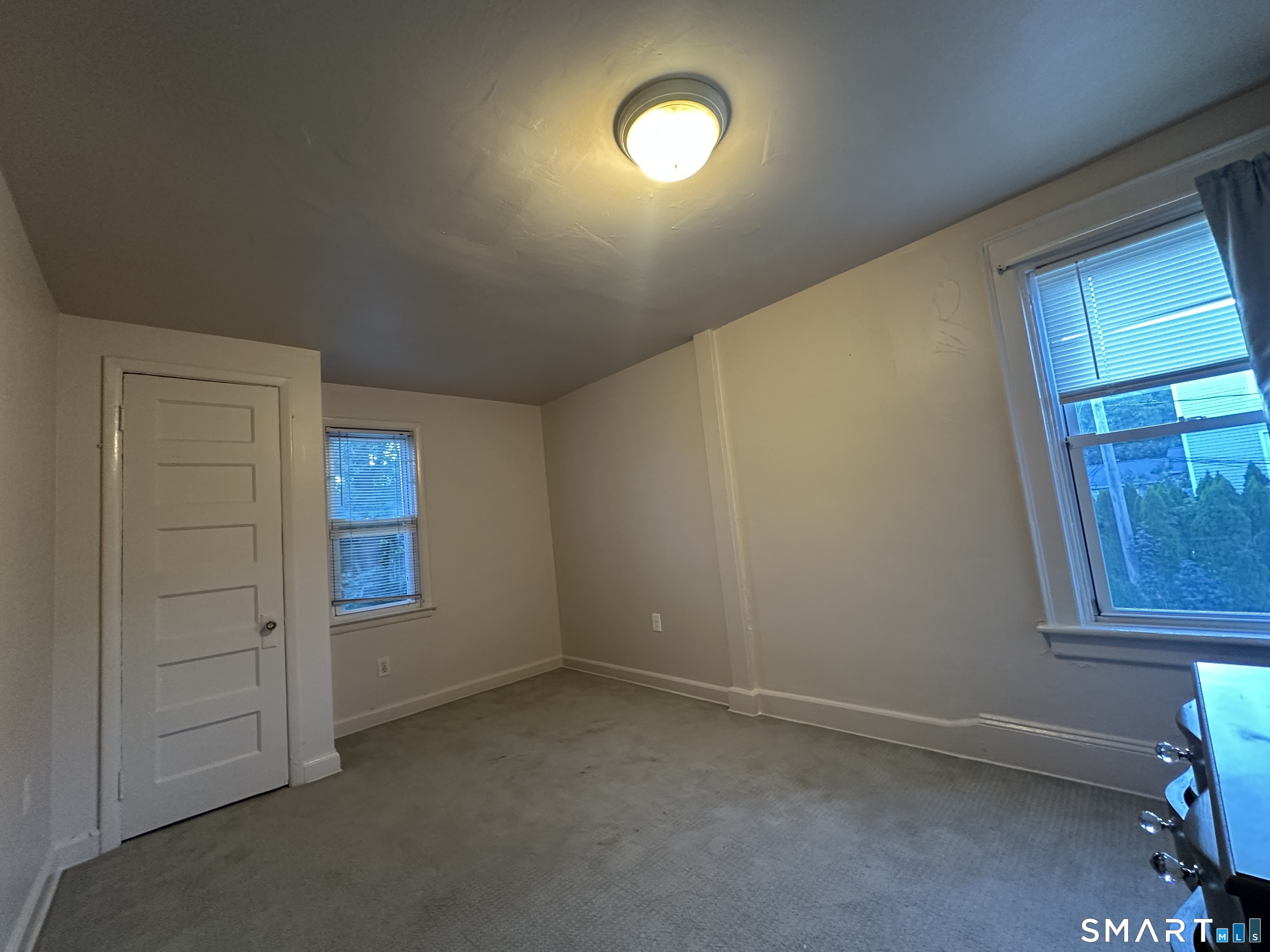 207 Flax Hill Road Unit: 3