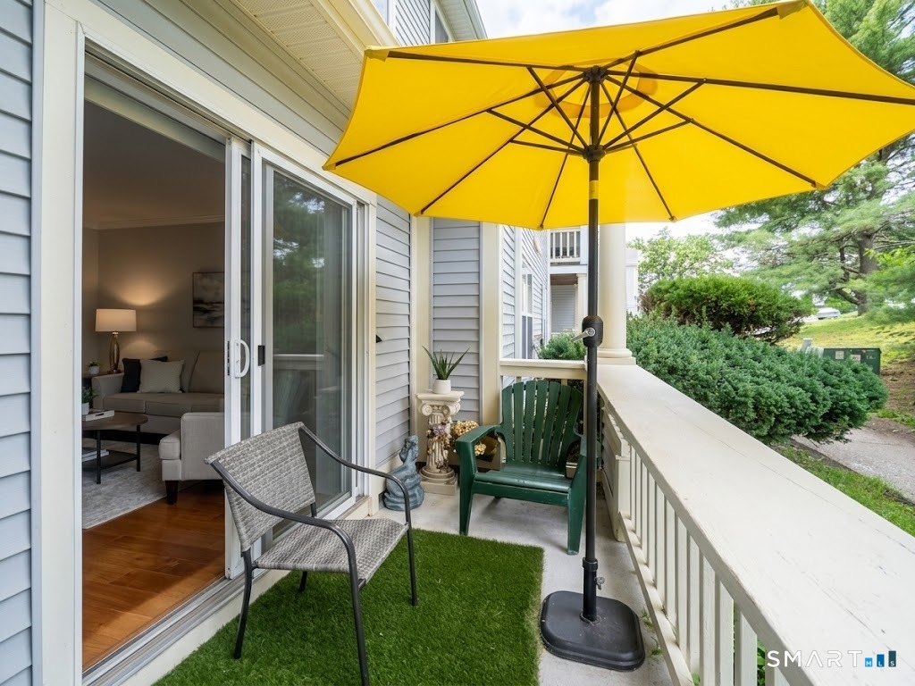 75 Redwood Drive Unit: 801