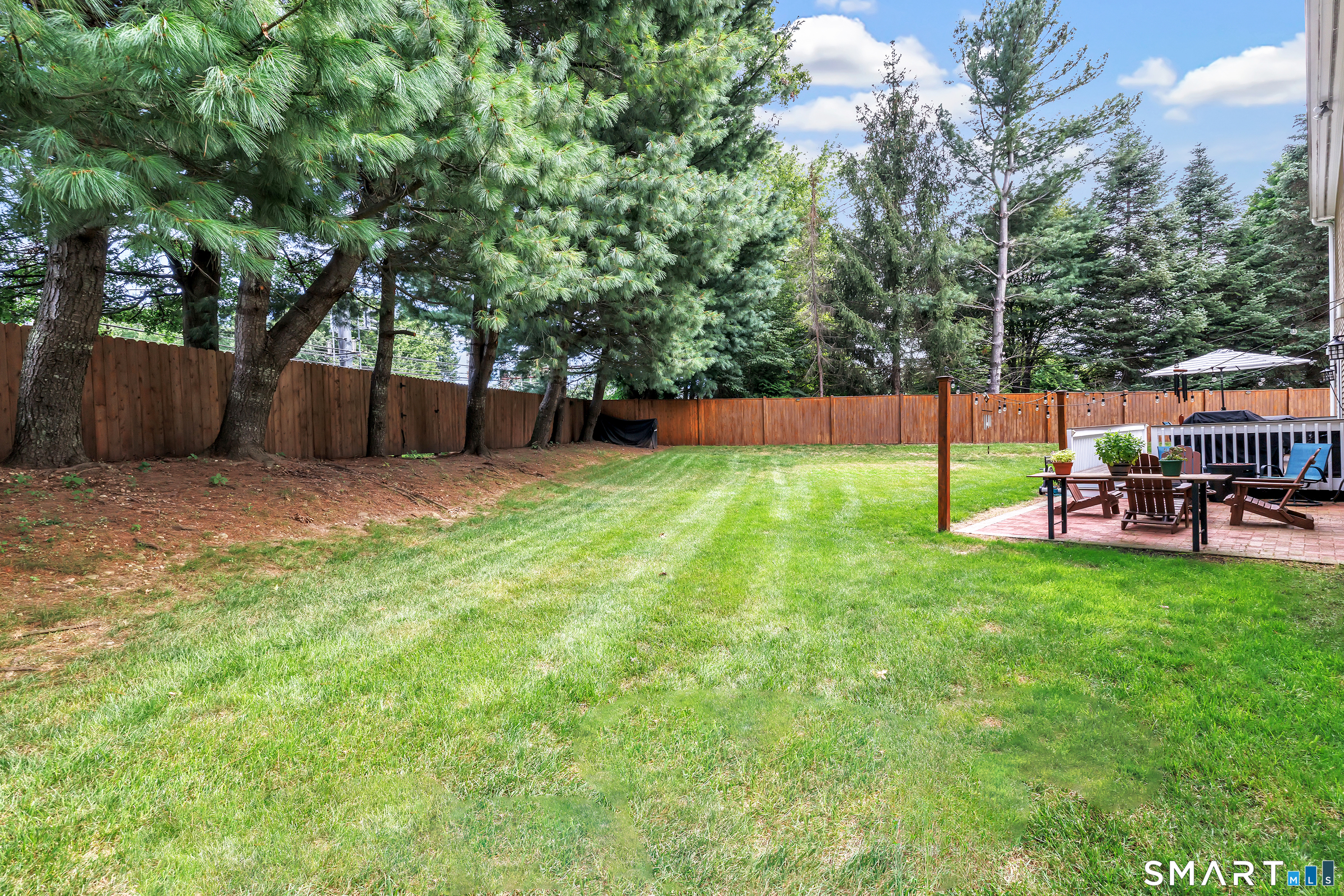 305 South Gate Lane