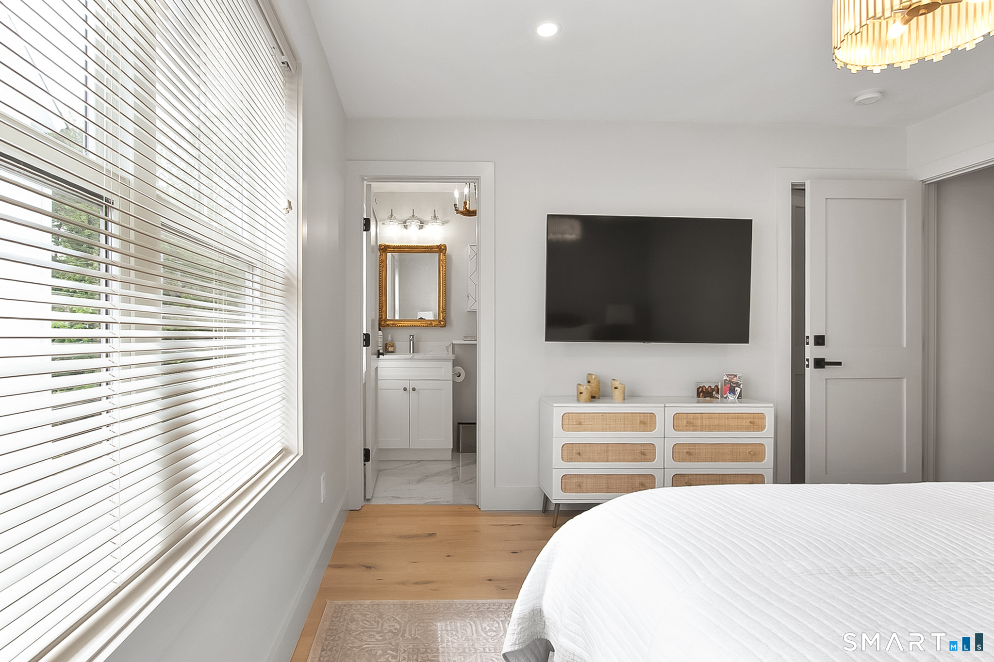 1 Howard Avenue Unit: C2