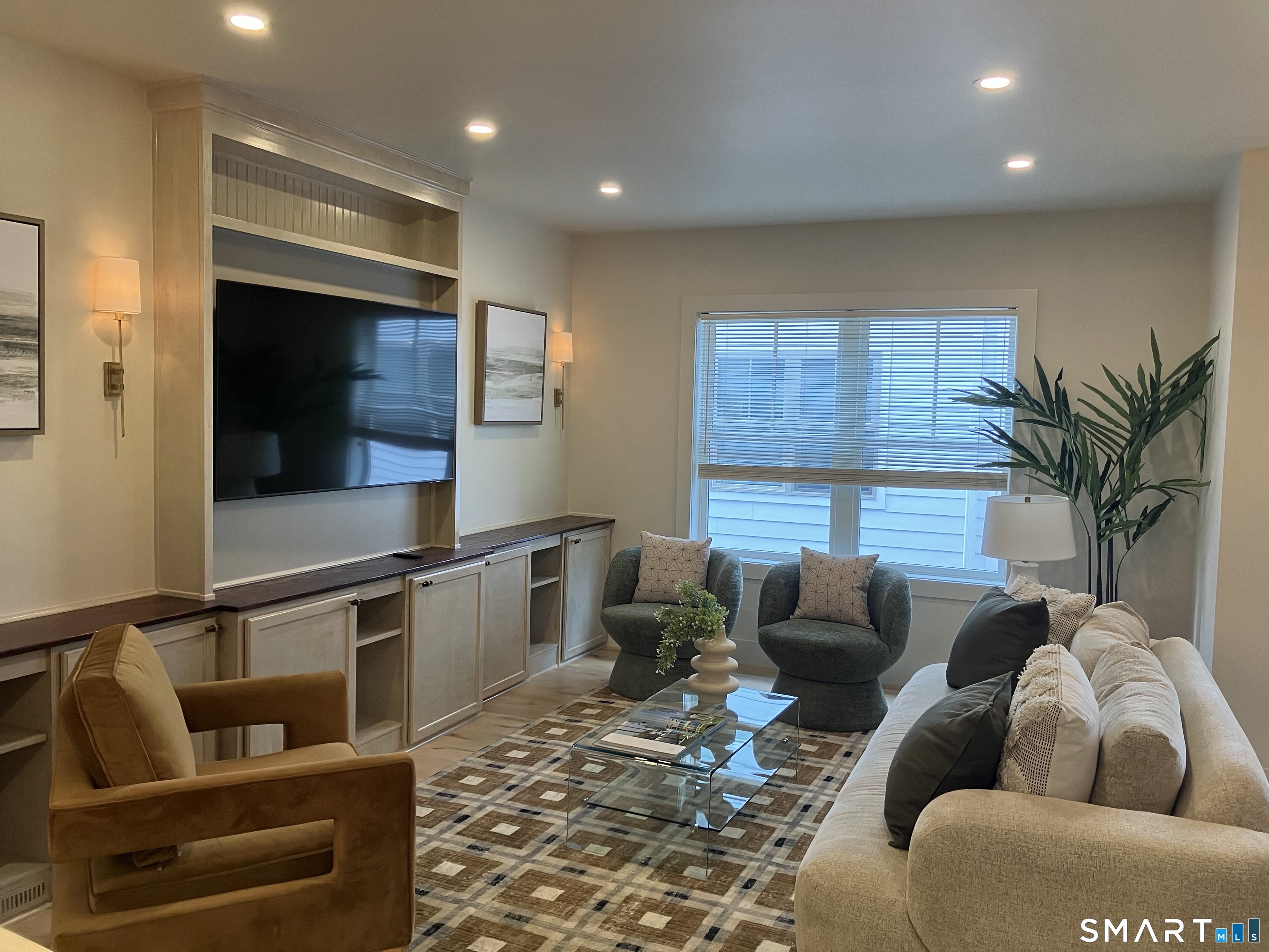 1 Howard Avenue Unit: C2