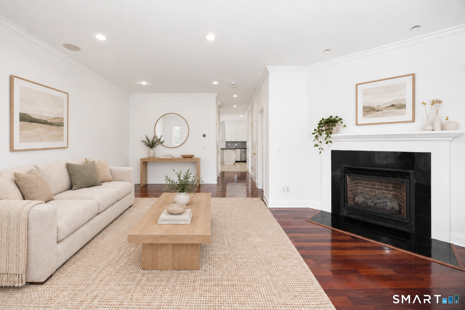 806 Hope Street Unit: 1