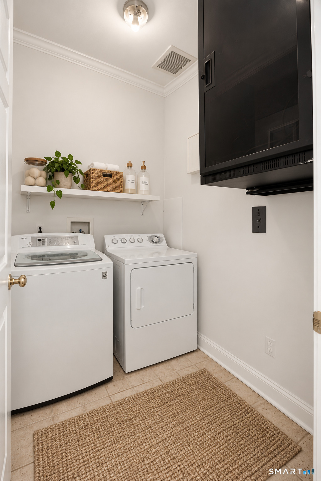 806 Hope Street Unit: 1