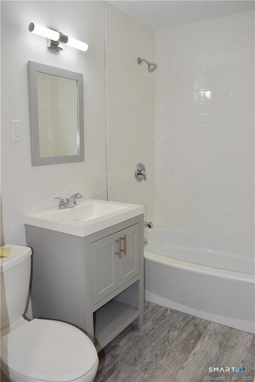 121 Kennedy Drive Unit: 121