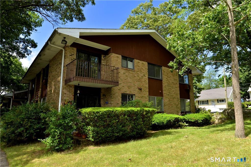 157 Kennedy Drive Unit: 157