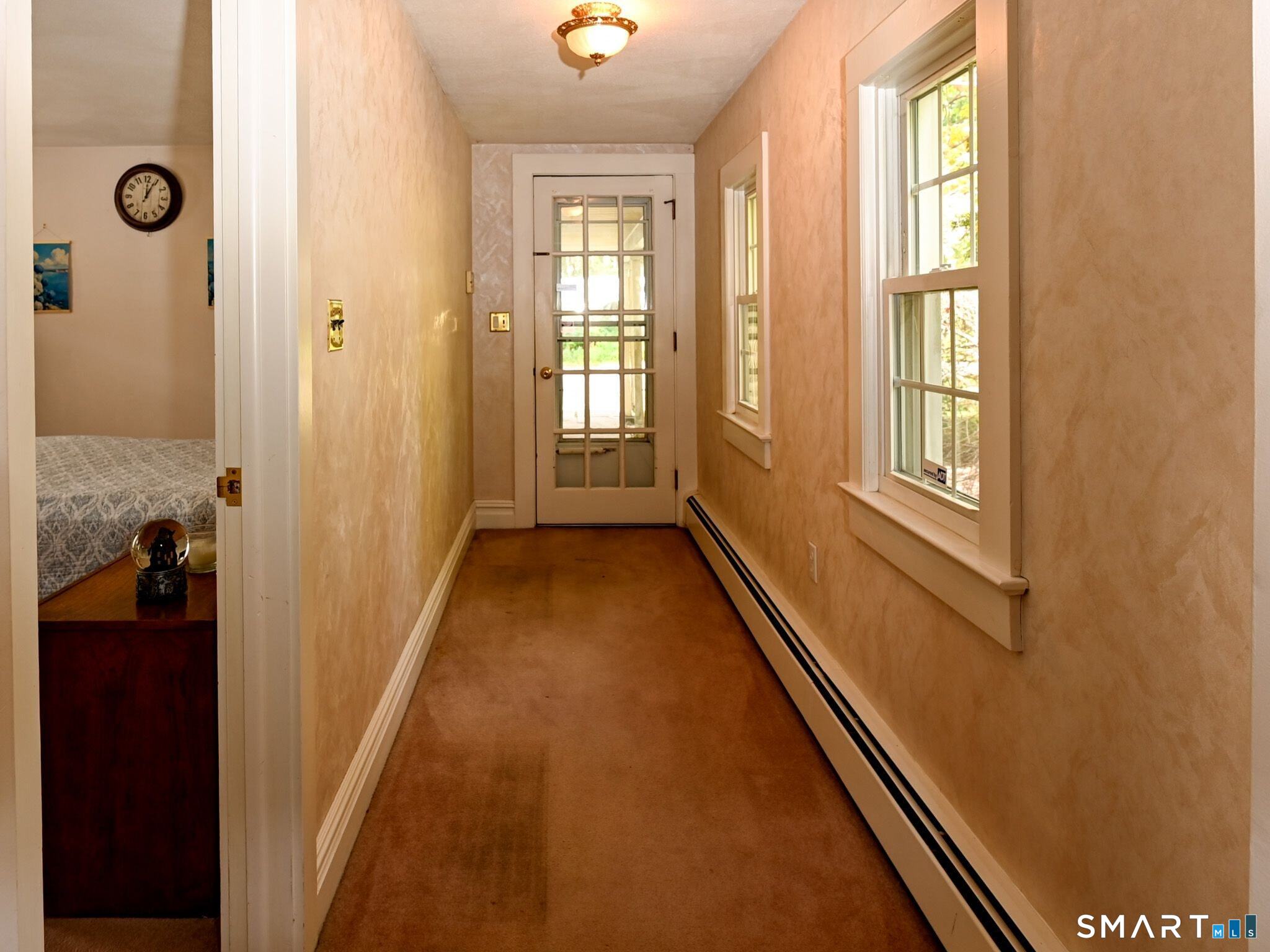 90 Weed Hill Avenue