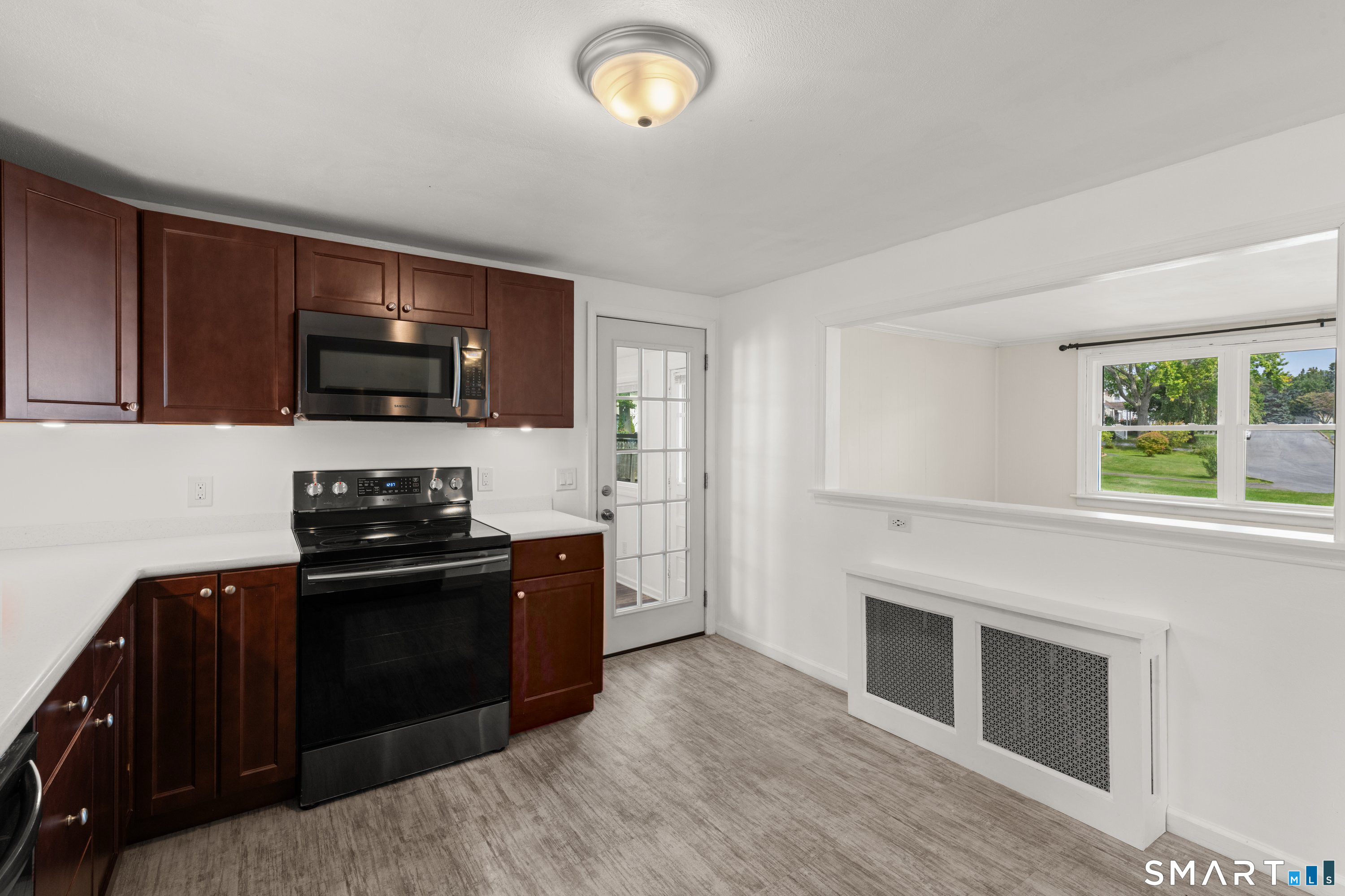 298 Roseville Terrace Terrace Unit: 1