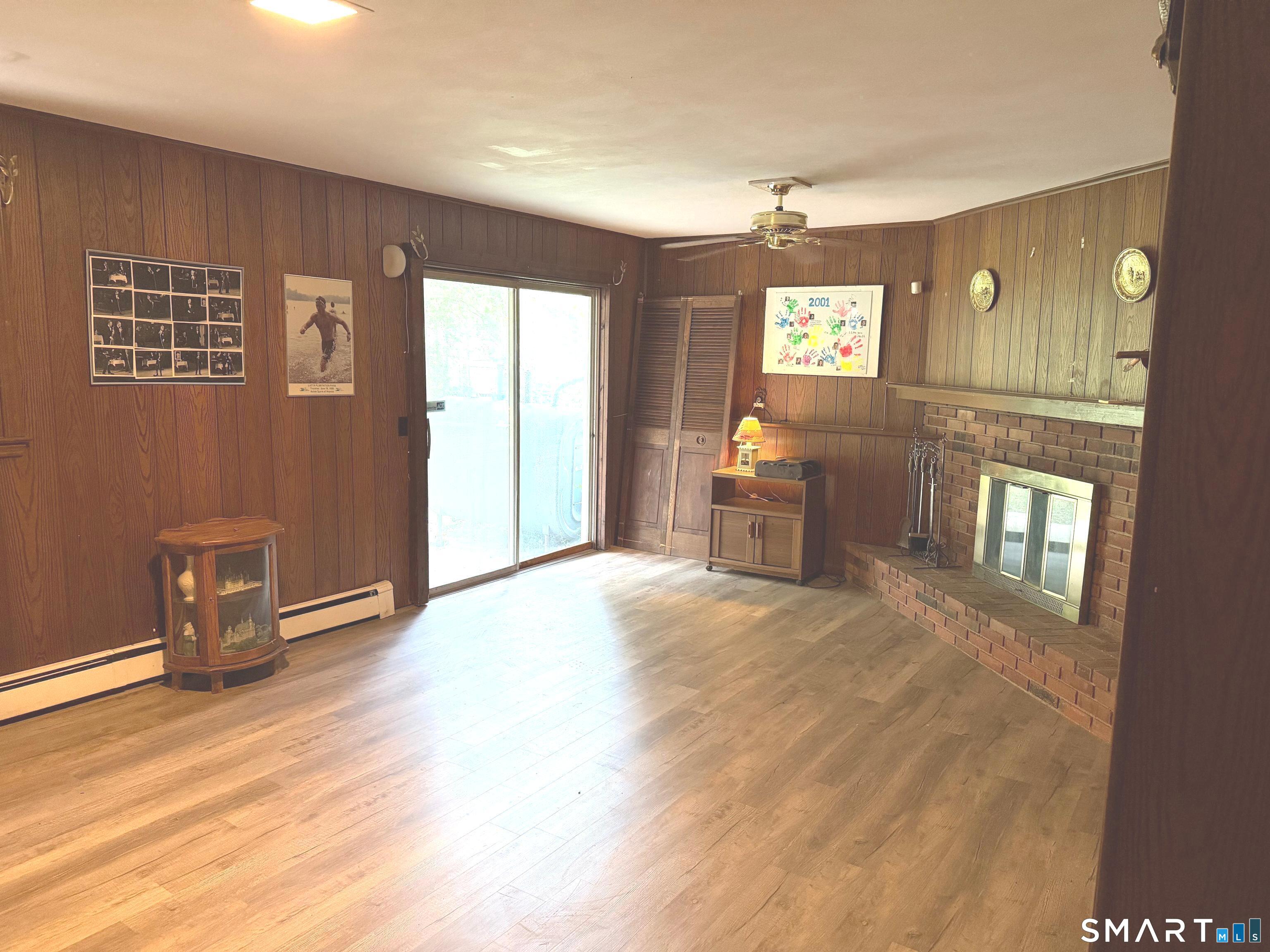75 Starrs Plain Road