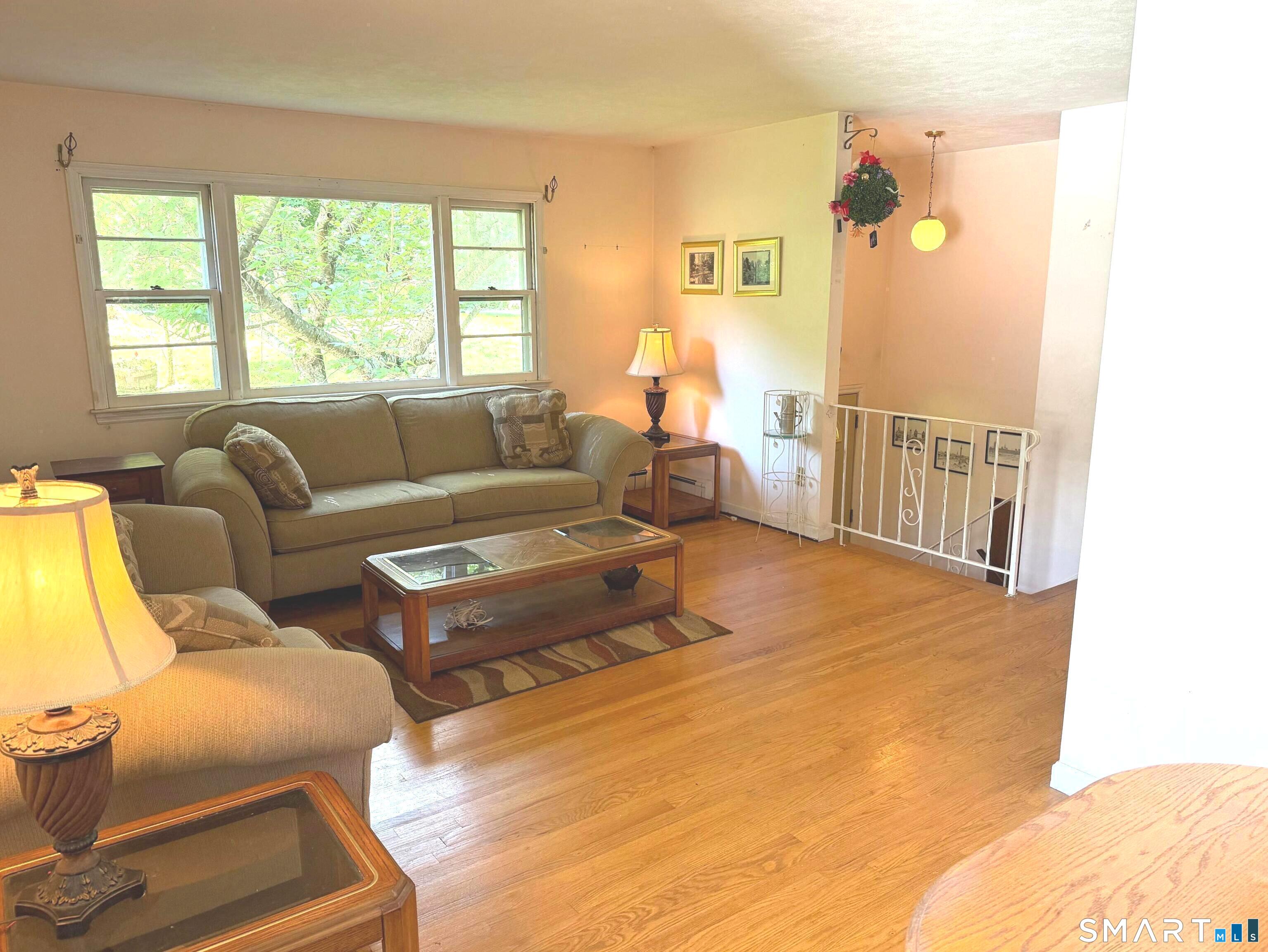 75 Starrs Plain Road