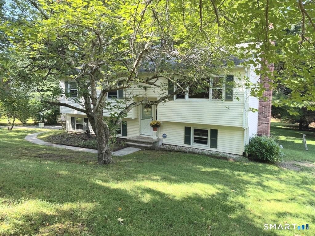 75 Starrs Plain Road