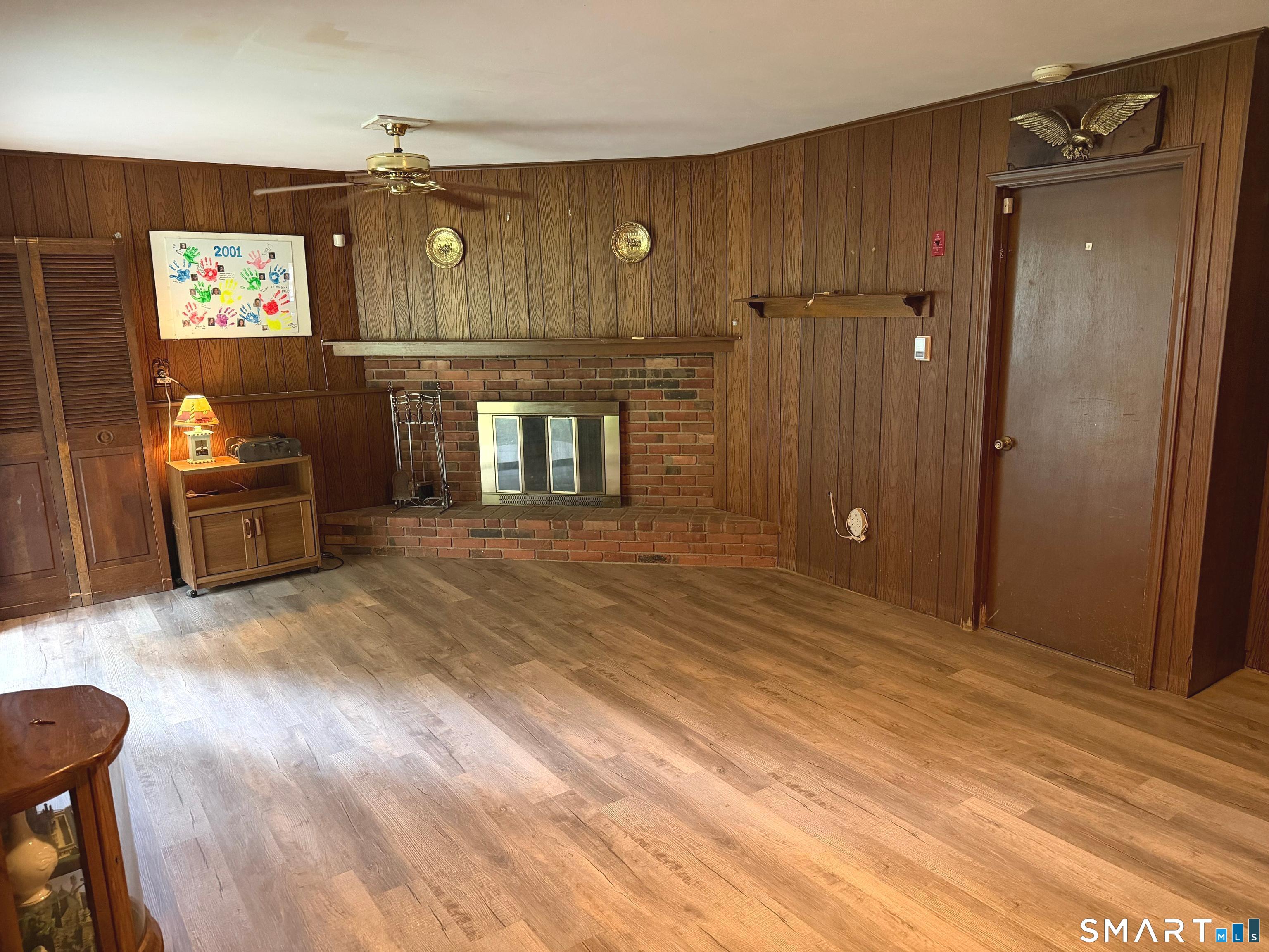 75 Starrs Plain Road