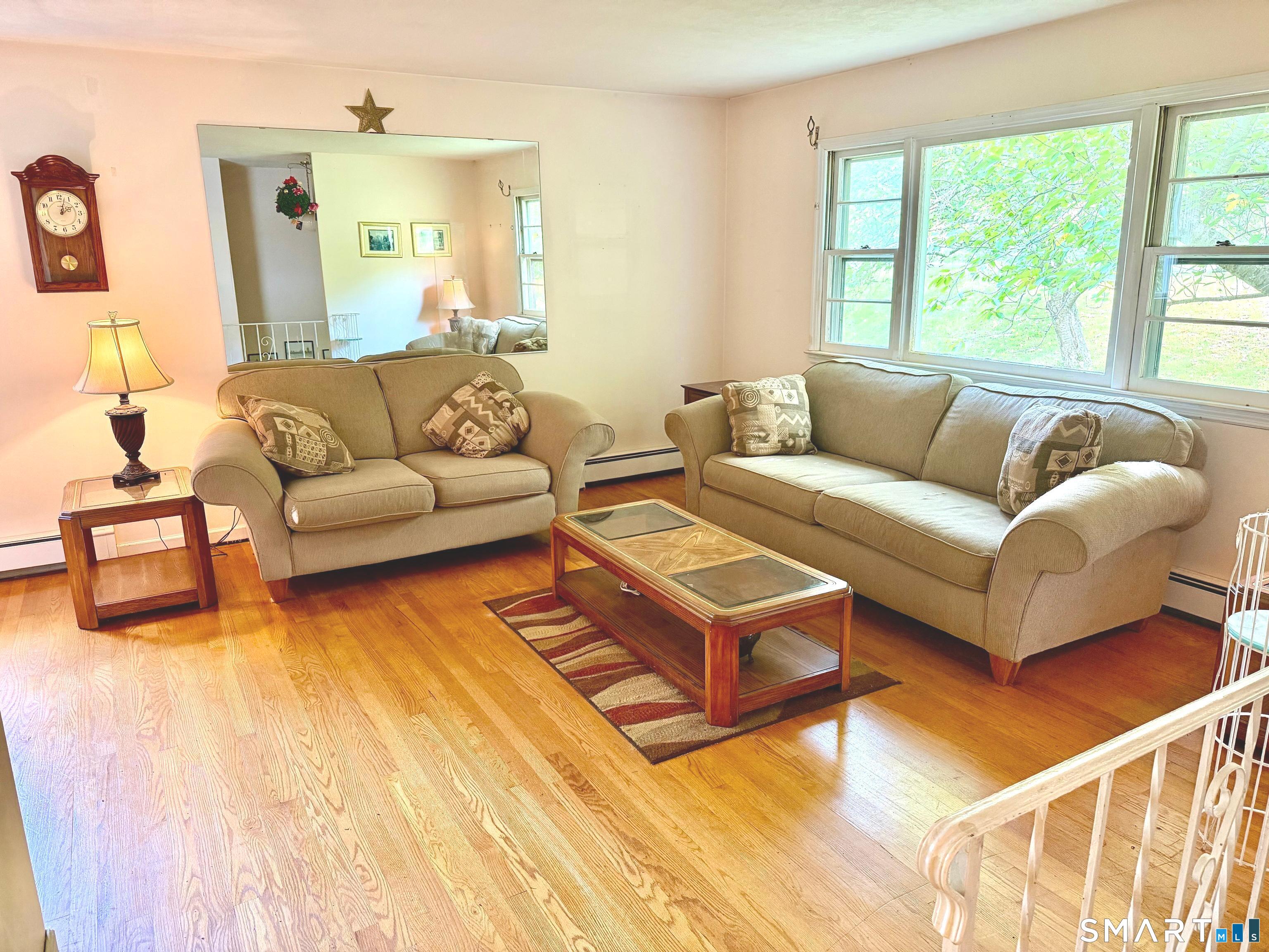 75 Starrs Plain Road