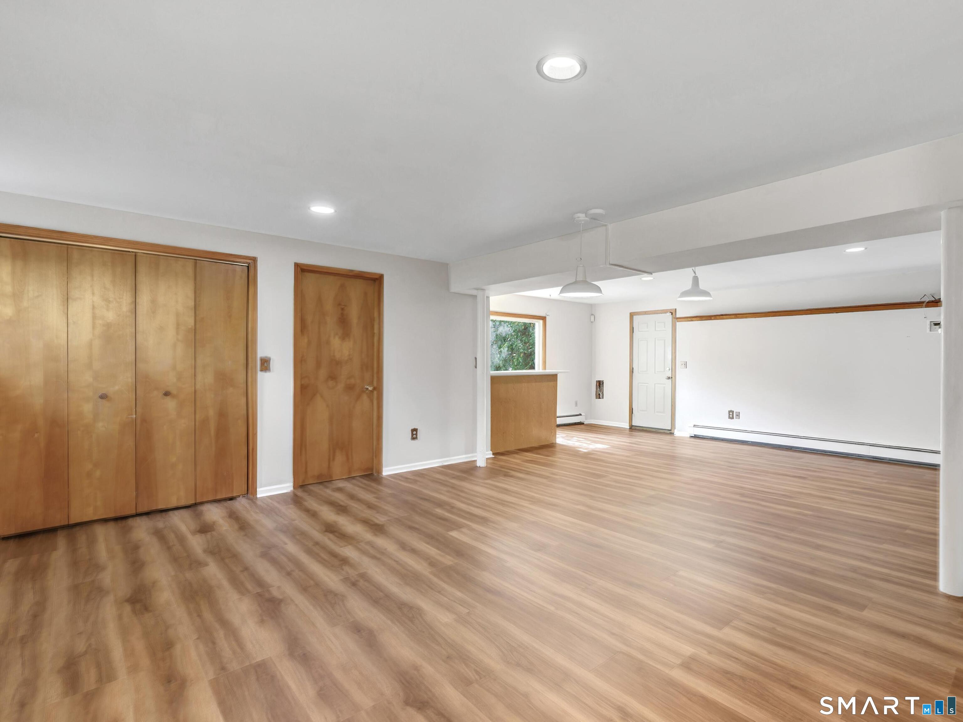 667 Melville Avenue