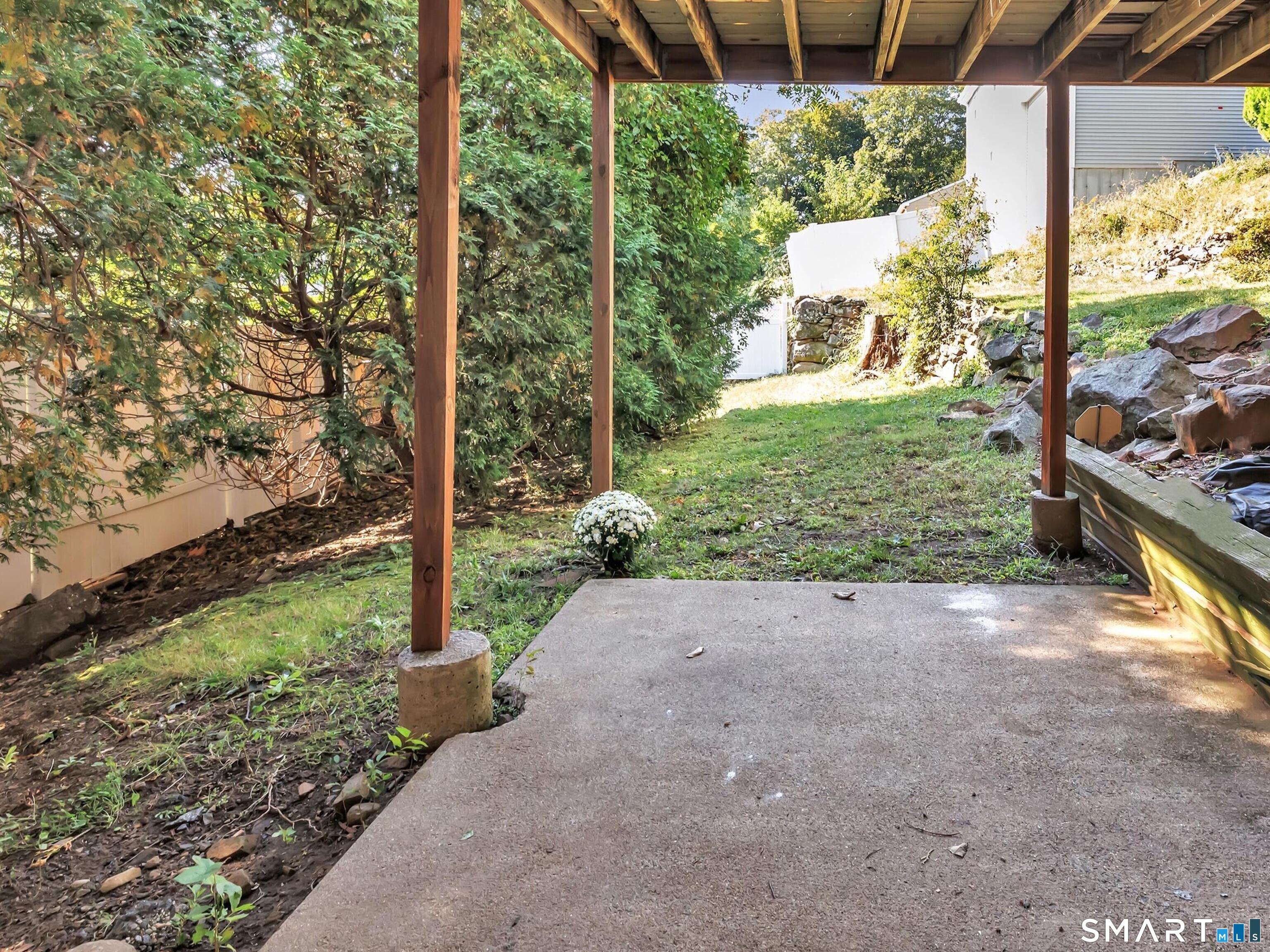 667 Melville Avenue