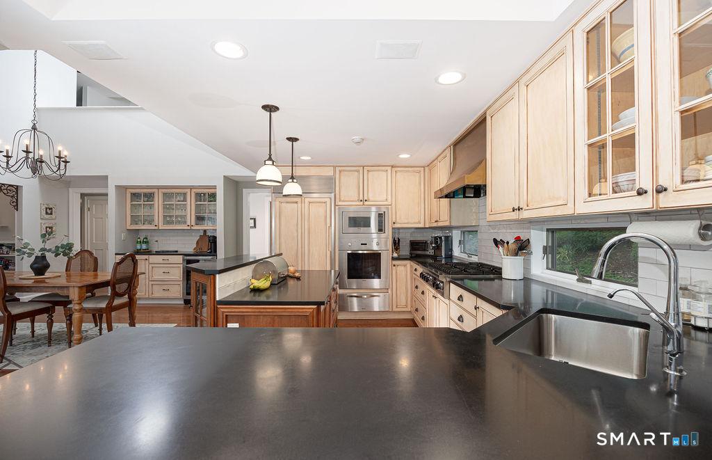 64 Huckleberry Hollow