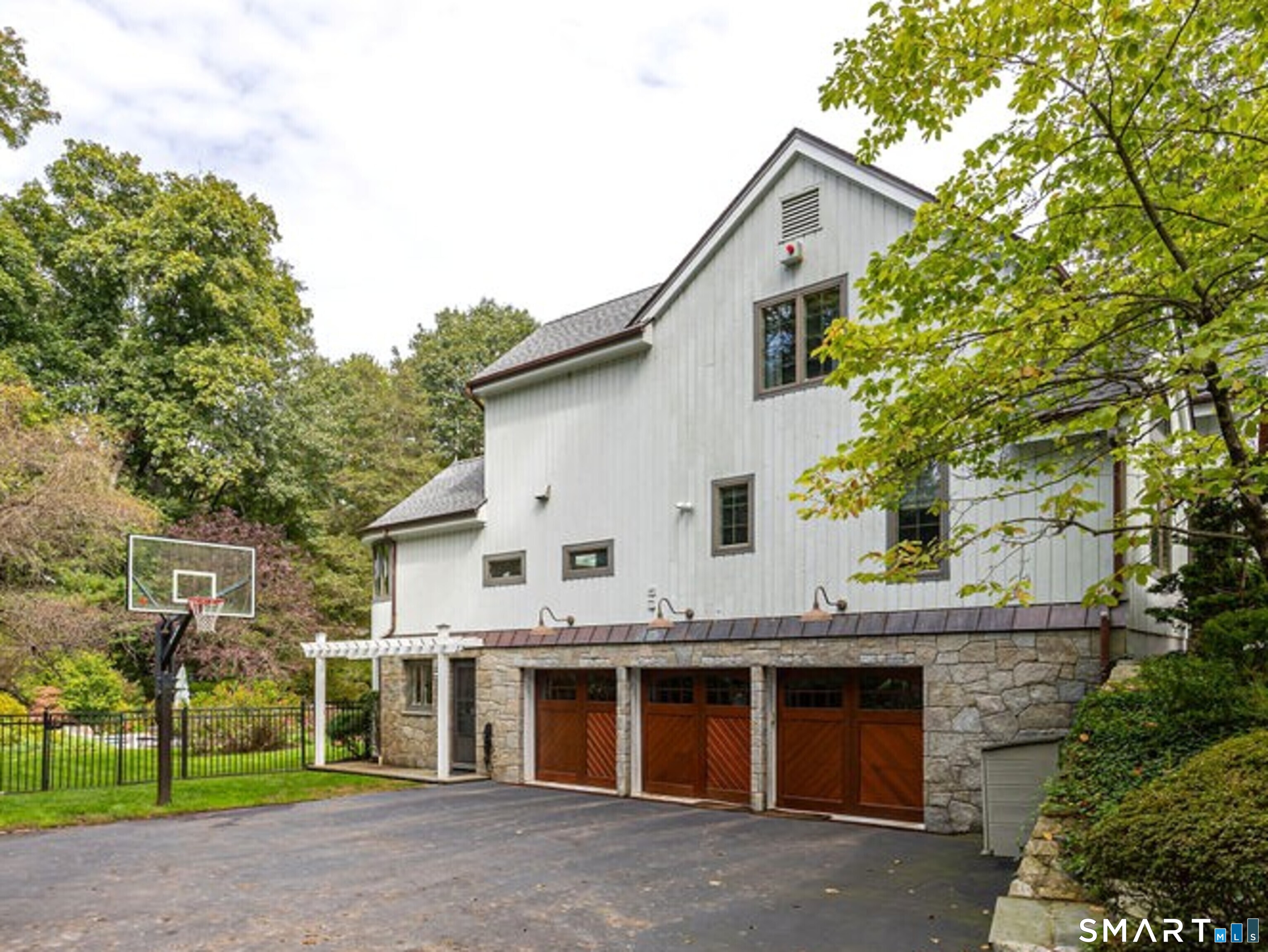 64 Huckleberry Hollow