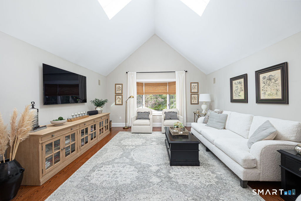 64 Huckleberry Hollow