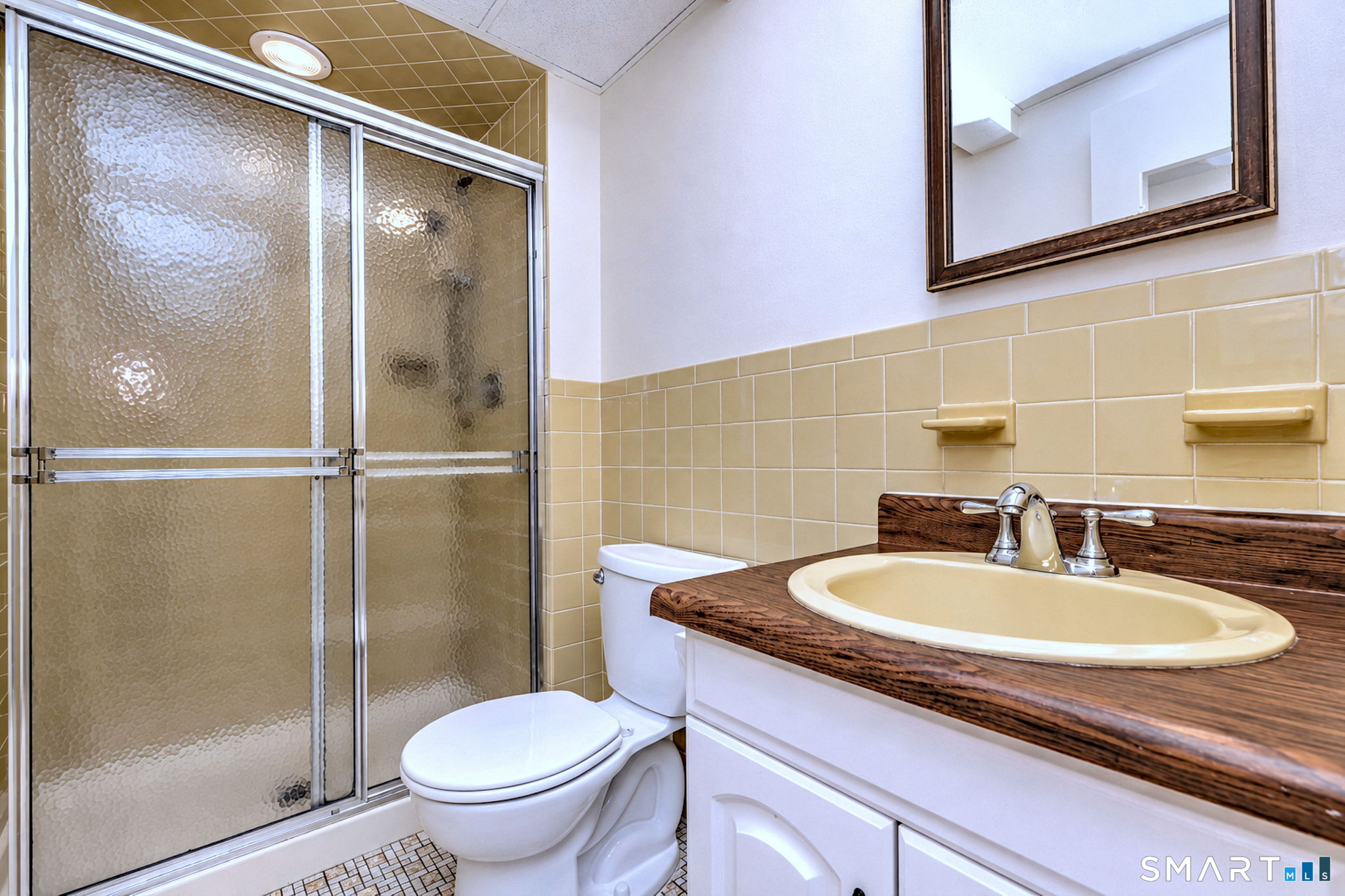 532 Narraganset Lane Unit: A