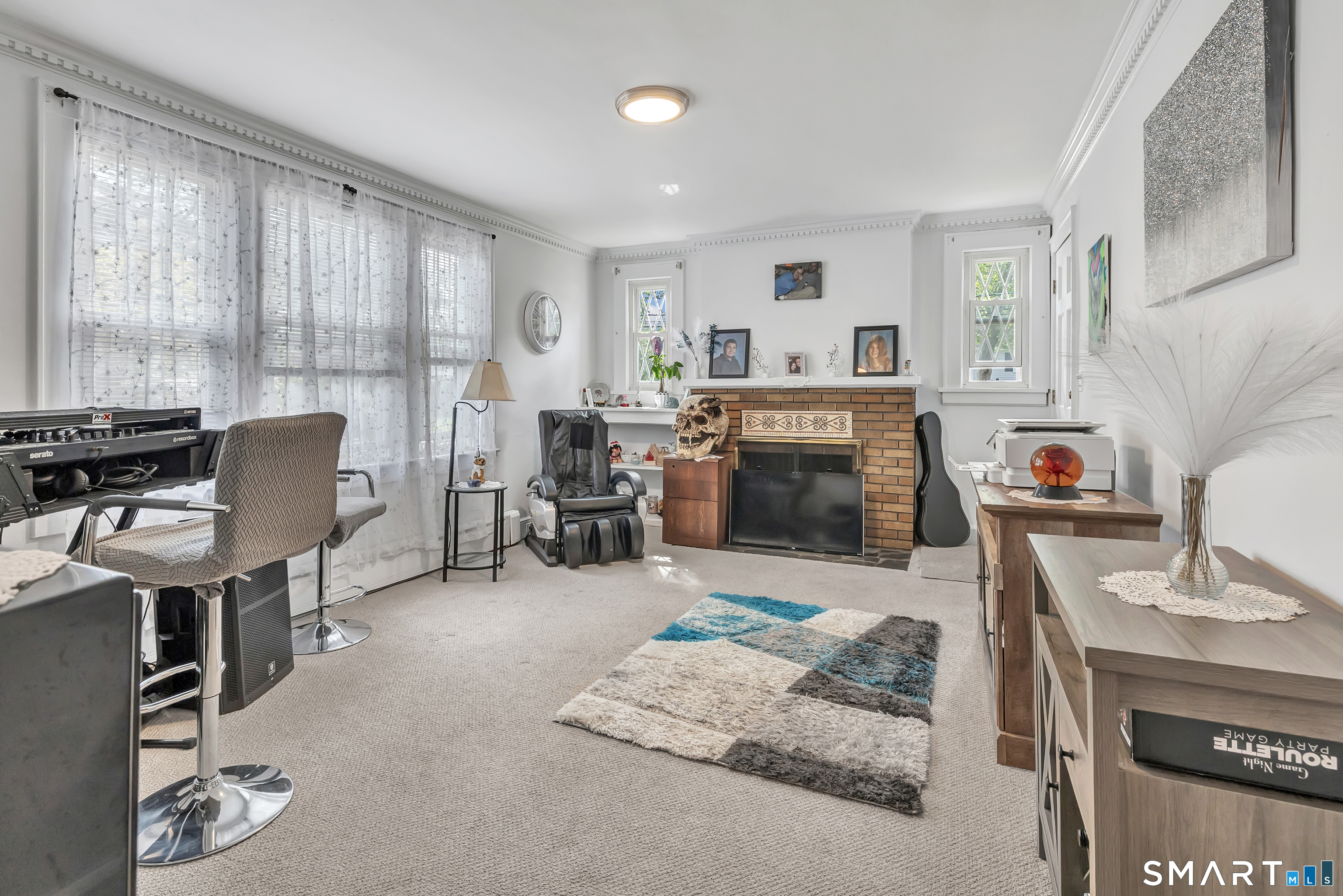 109 Oaklawn Avenue