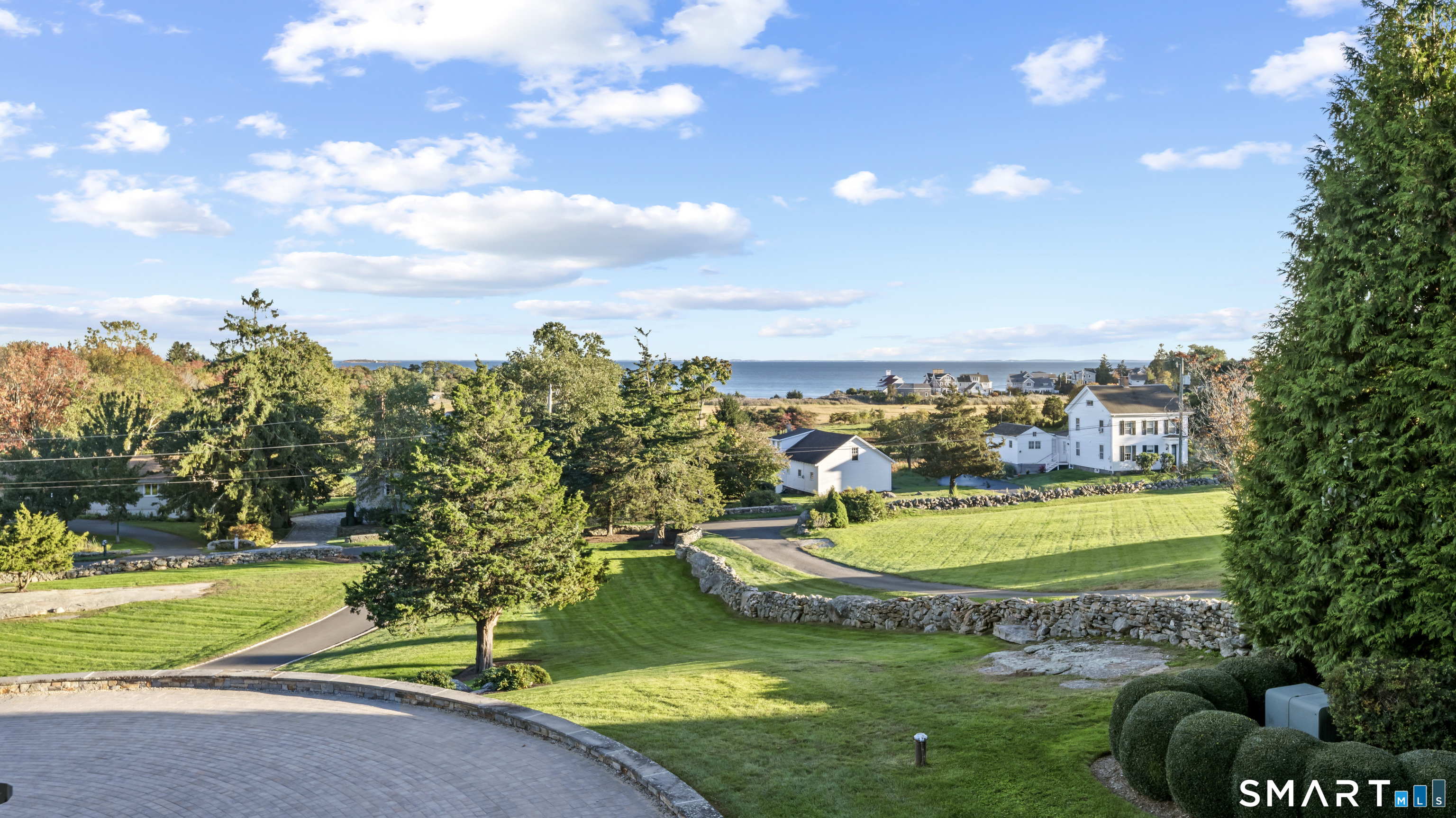 345 Vineyard Point Road
