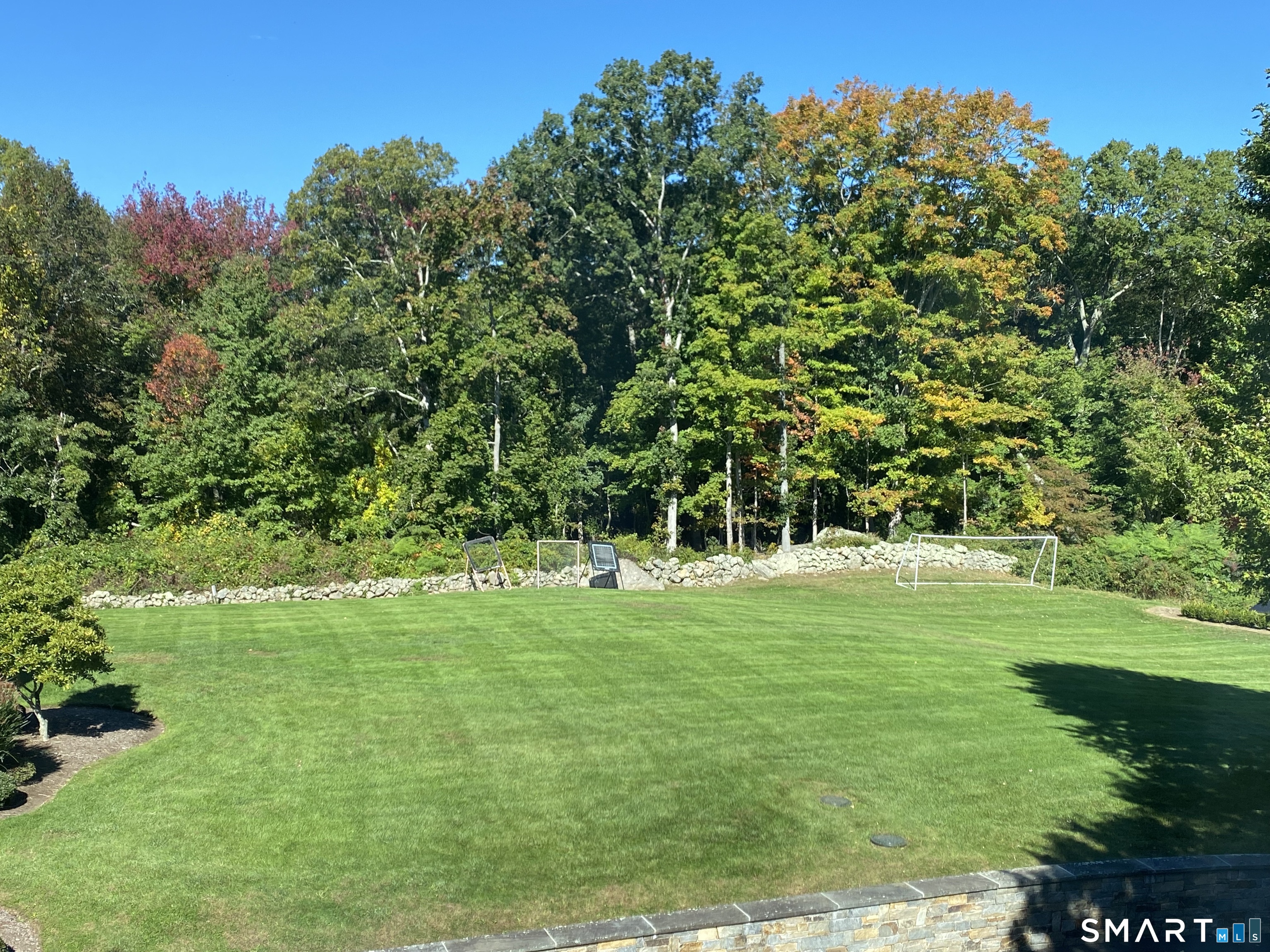345 Vineyard Point Road