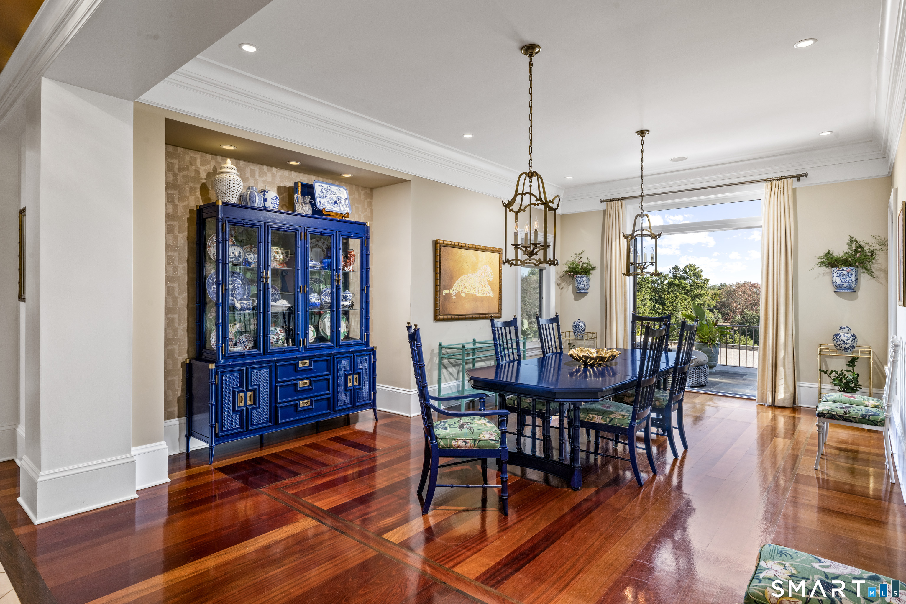 345 Vineyard Point Road