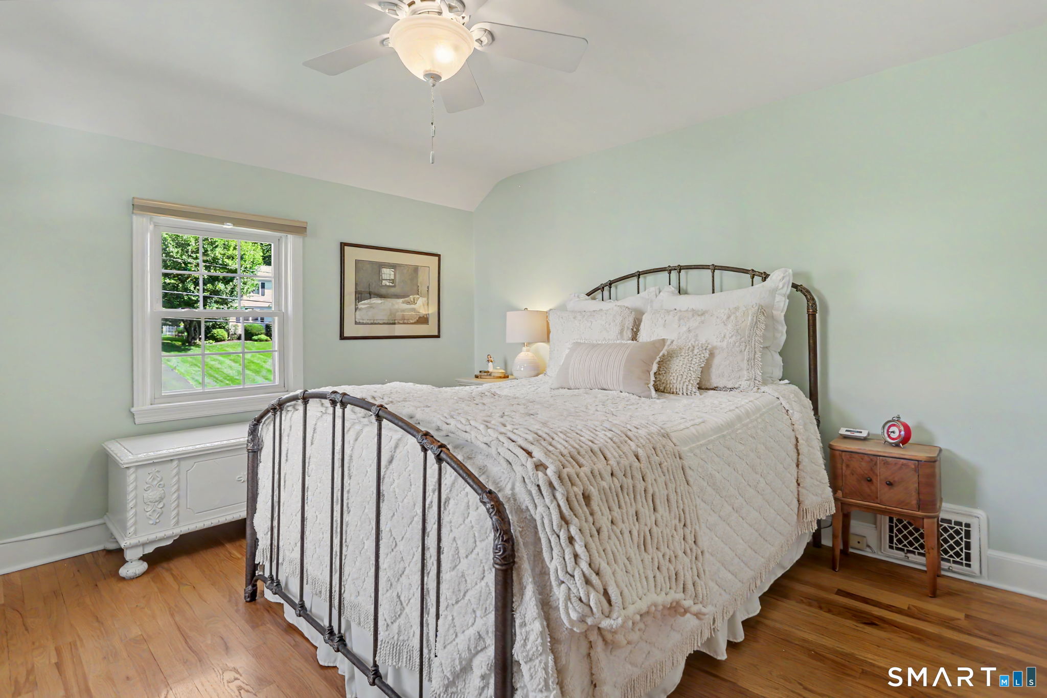 35 Beardsley Parkway