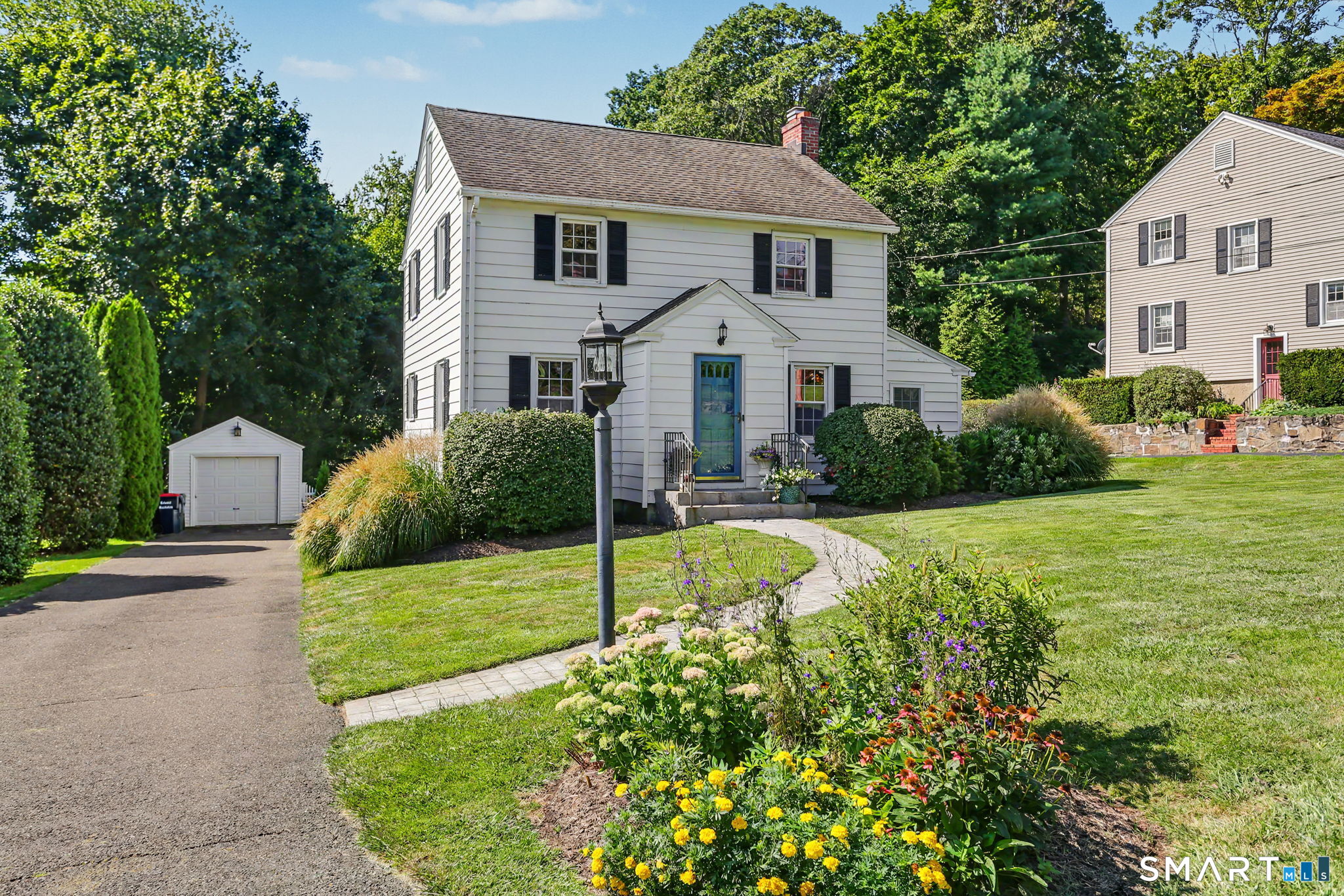 35 Beardsley Parkway