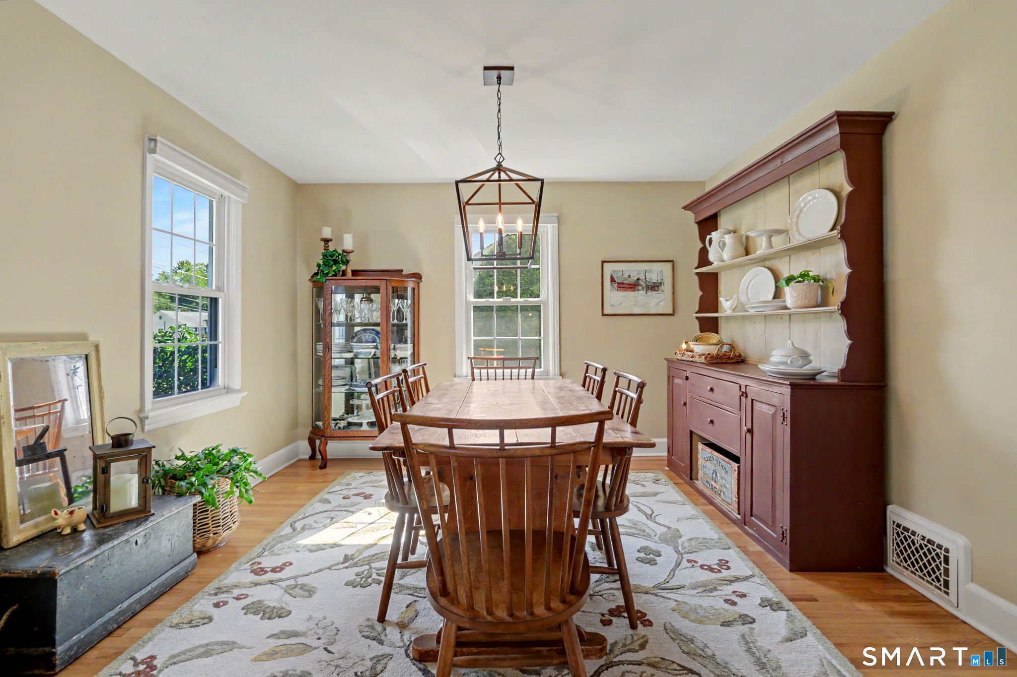 35 Beardsley Parkway