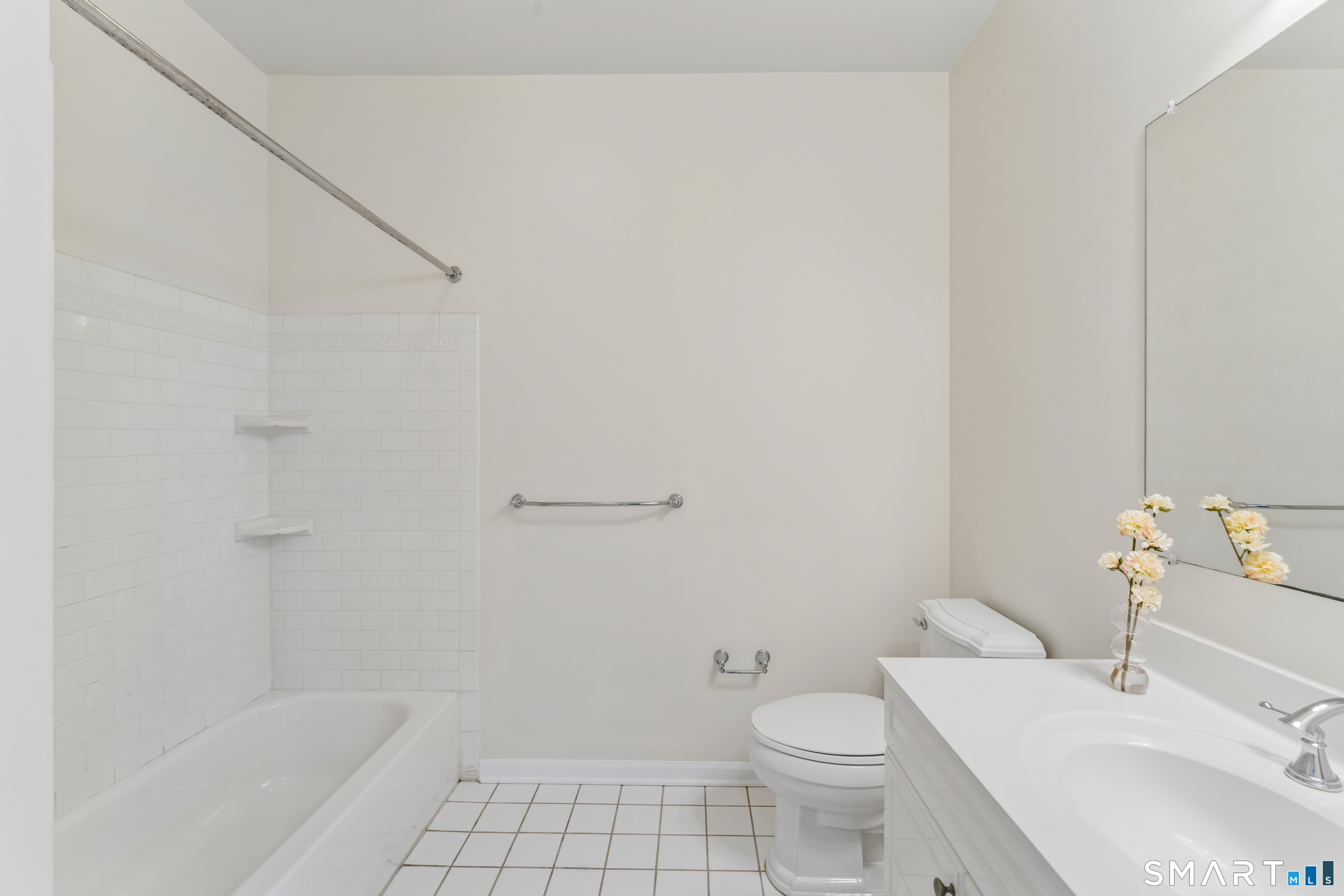 850 East Main Street Unit: 409