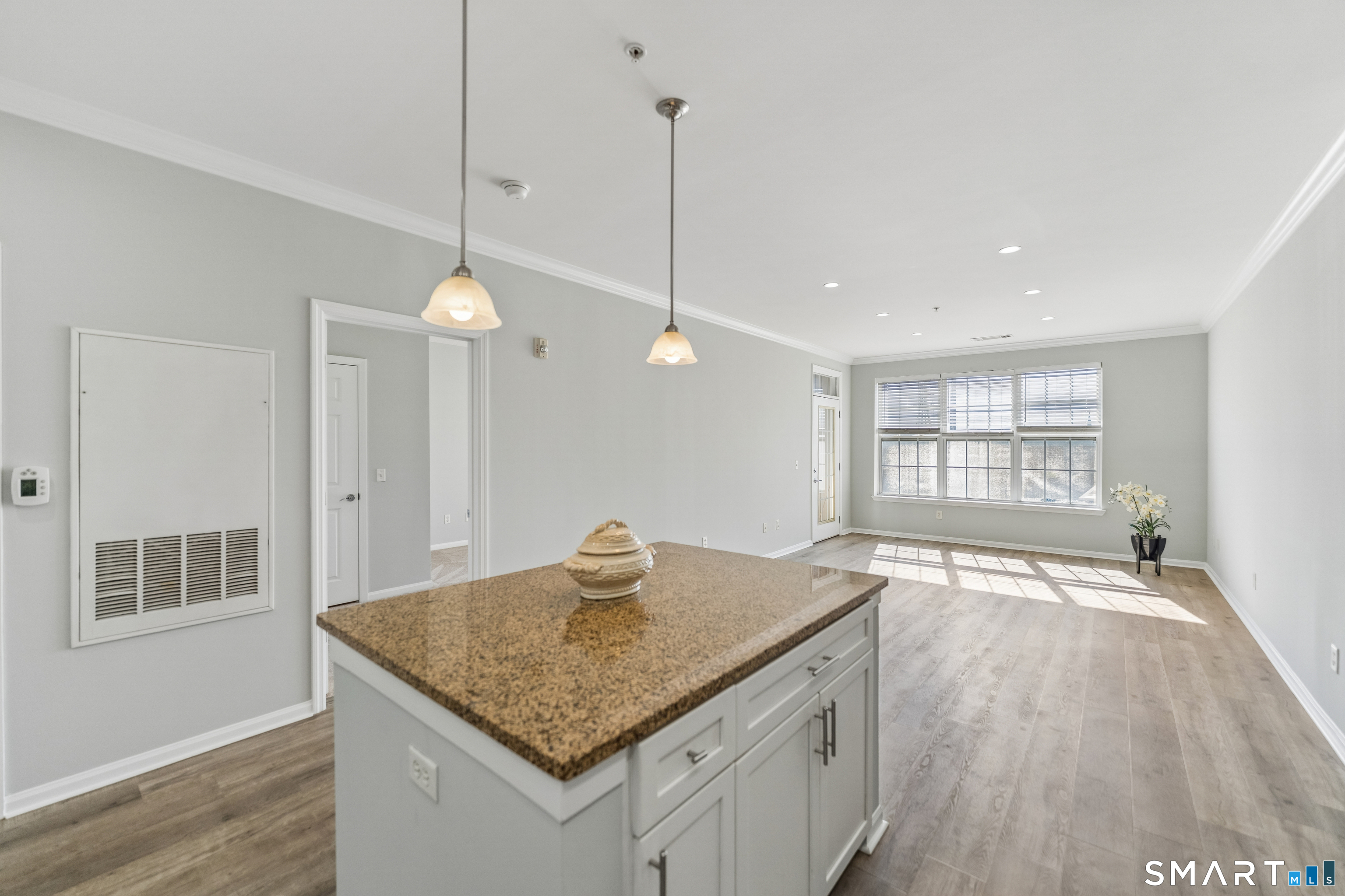 850 East Main Street Unit: 409