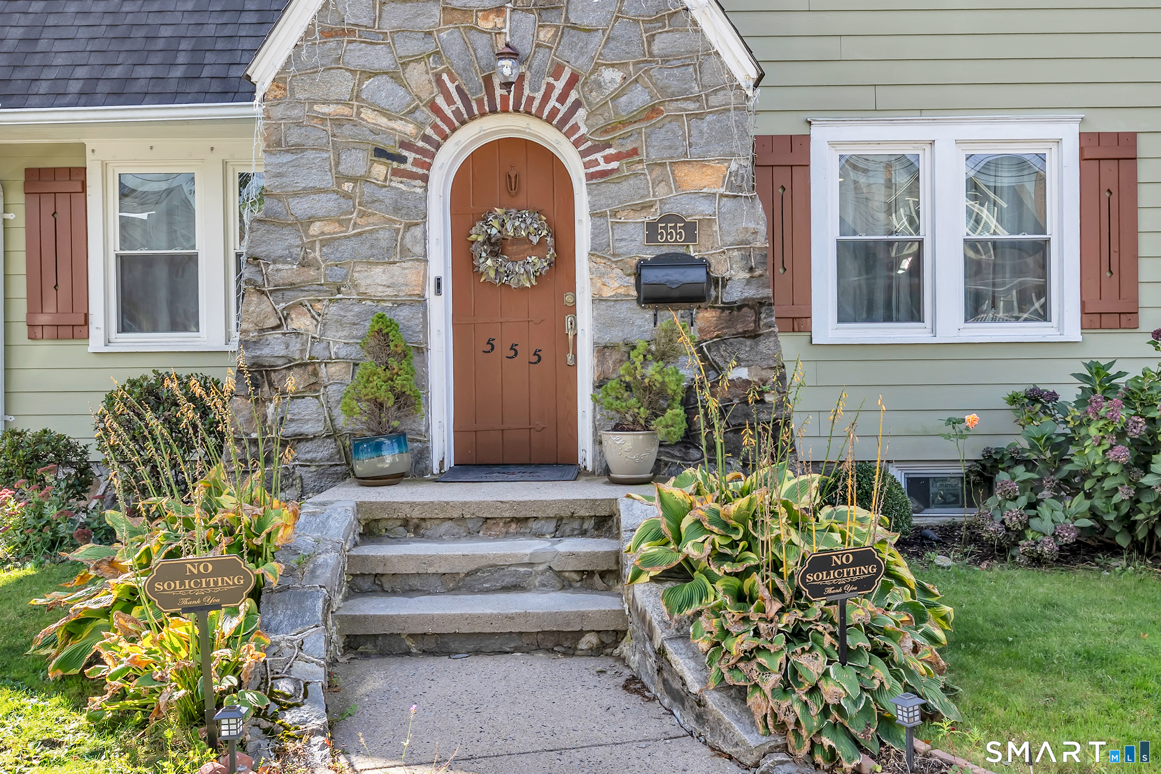 555 Windsor Avenue